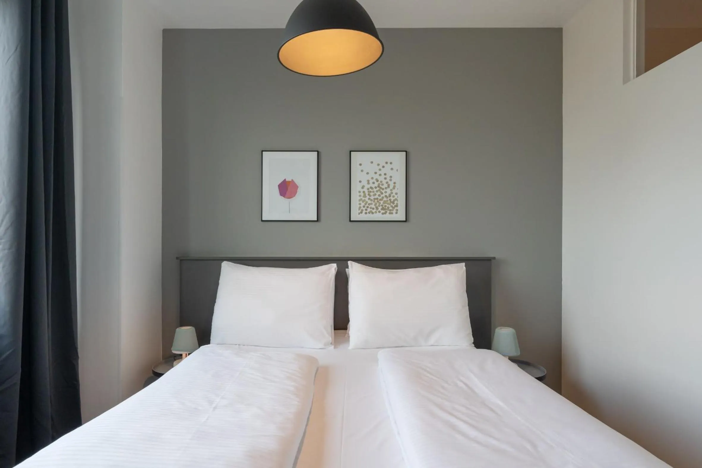 Bedroom, Bed in BENSIMON apartments Mitte - Moabit