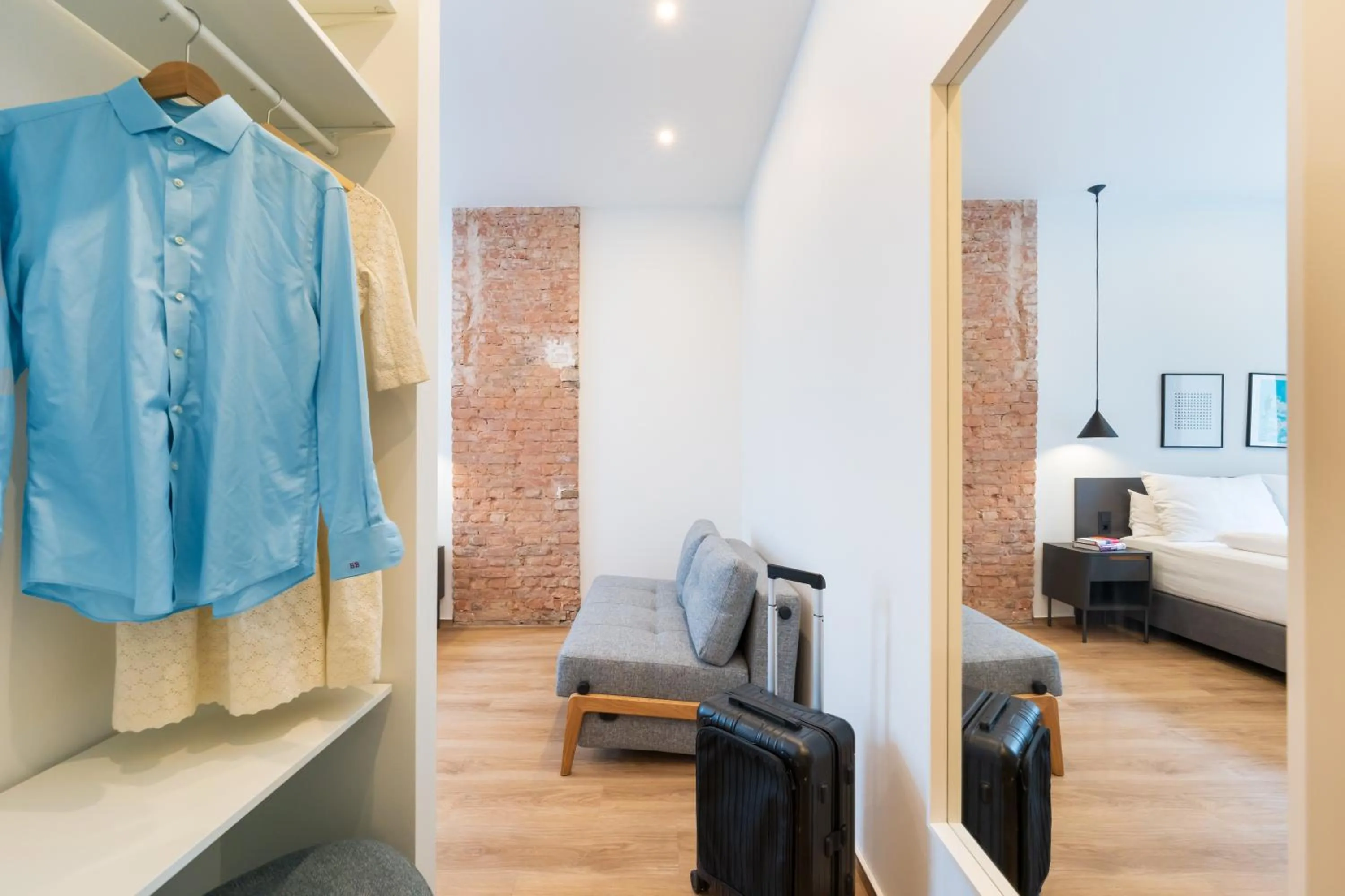 Bedroom, Bed in BENSIMON apartments Mitte - Moabit