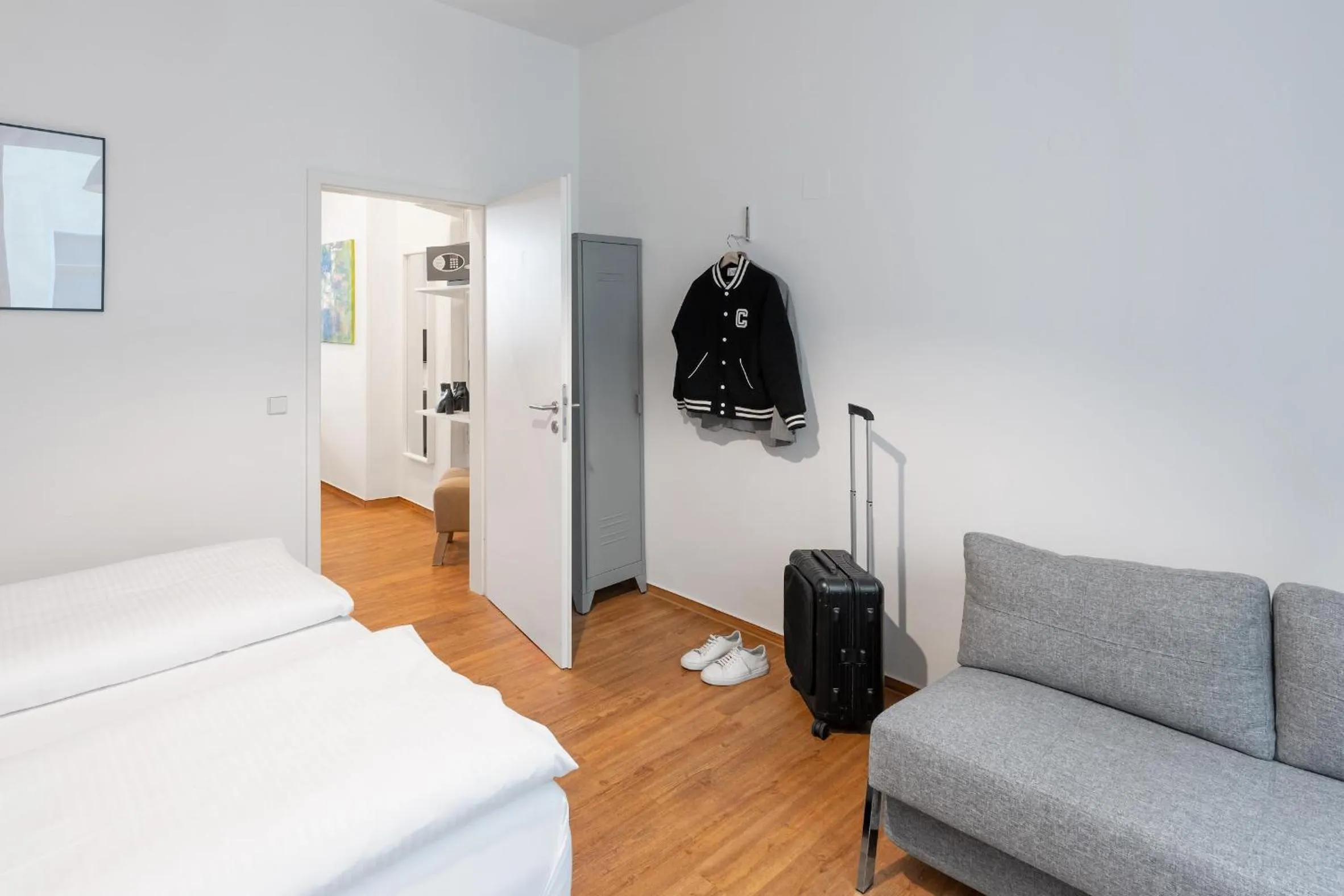 Bedroom, Bed in BENSIMON apartments Mitte - Moabit