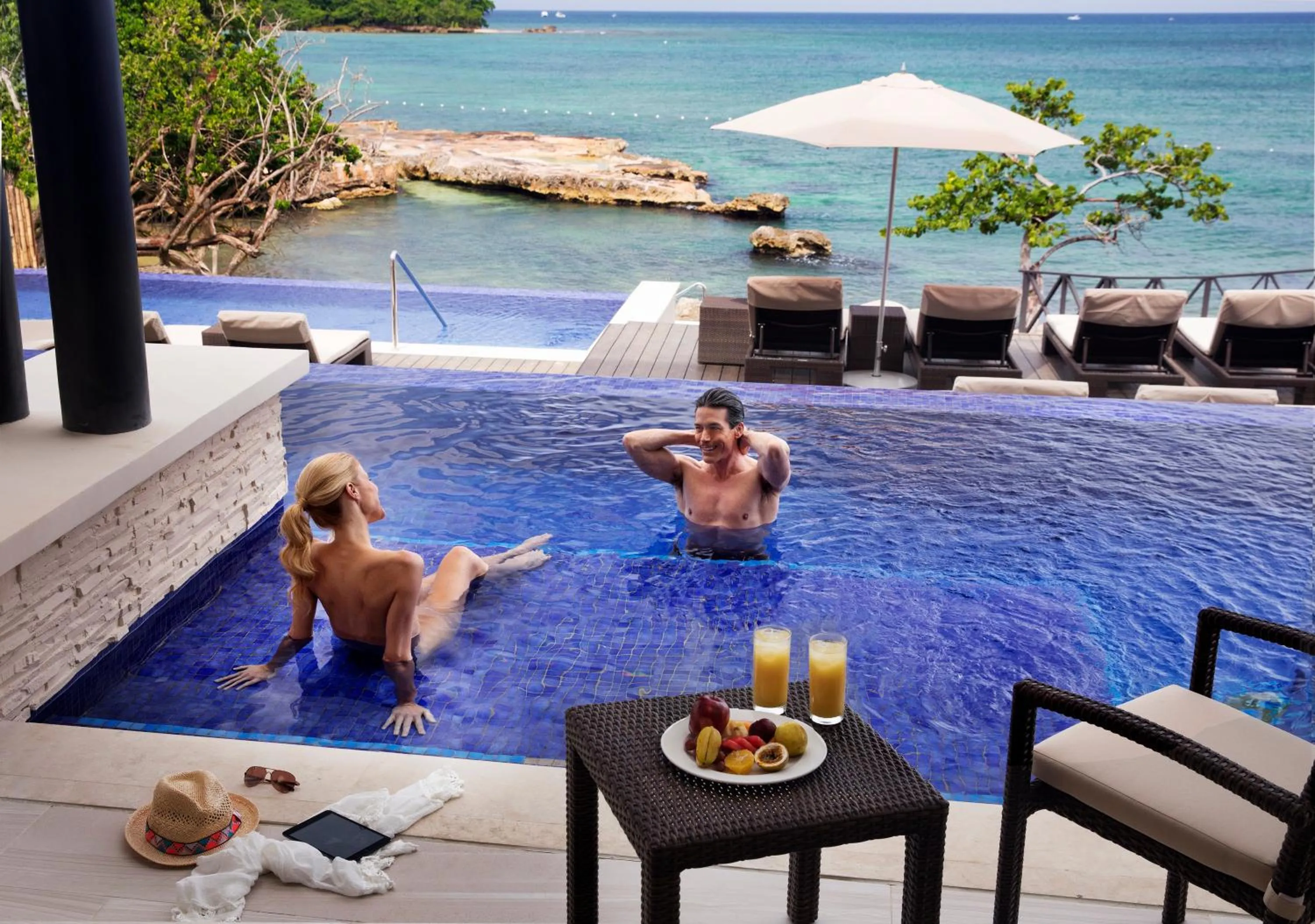 Swimming Pool in Grand Lido Negril Au Naturel All Suite Resort & Spa - Adults Only - All Inclusive