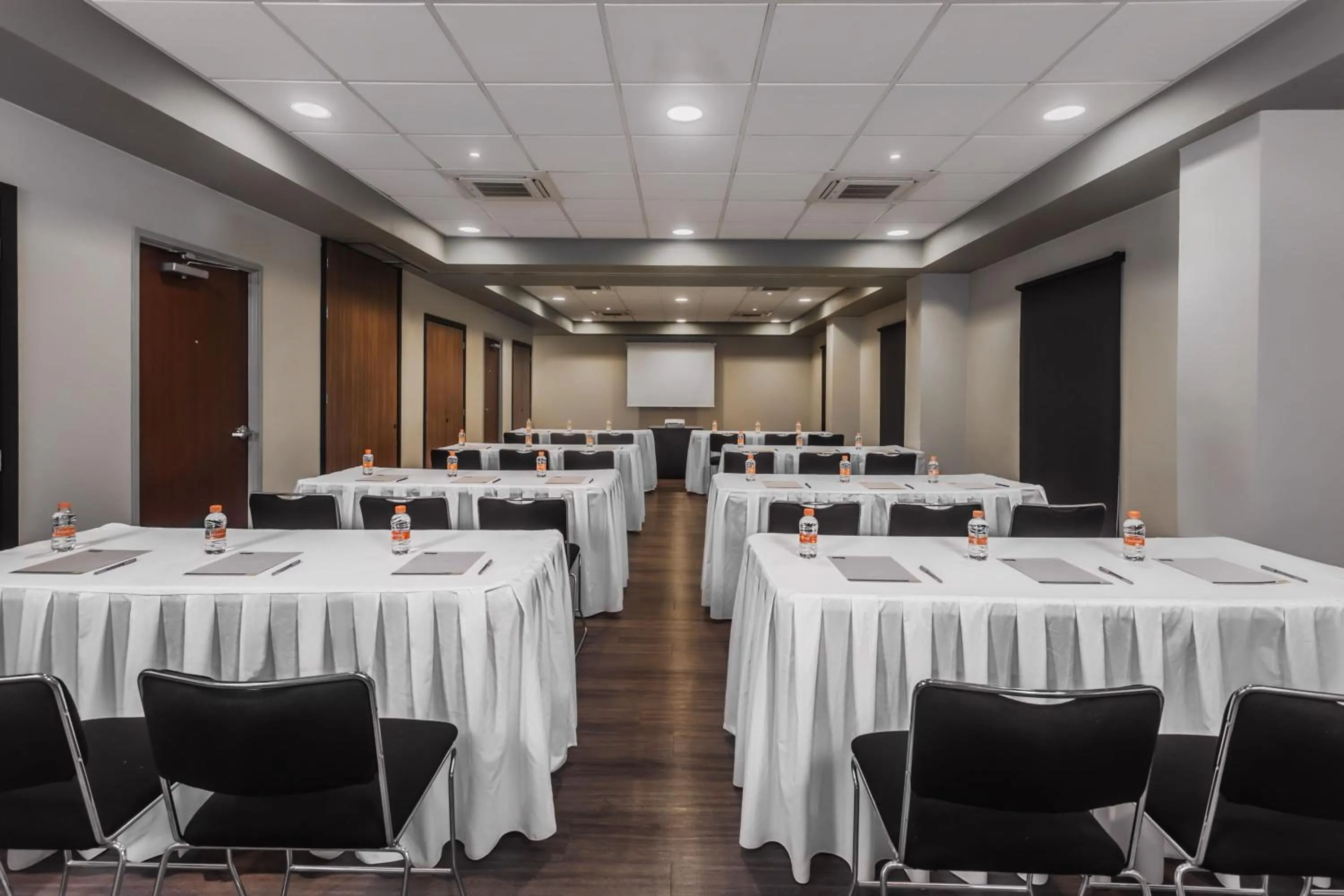 Meeting/conference room in City Express by Marriott Celaya Galerias