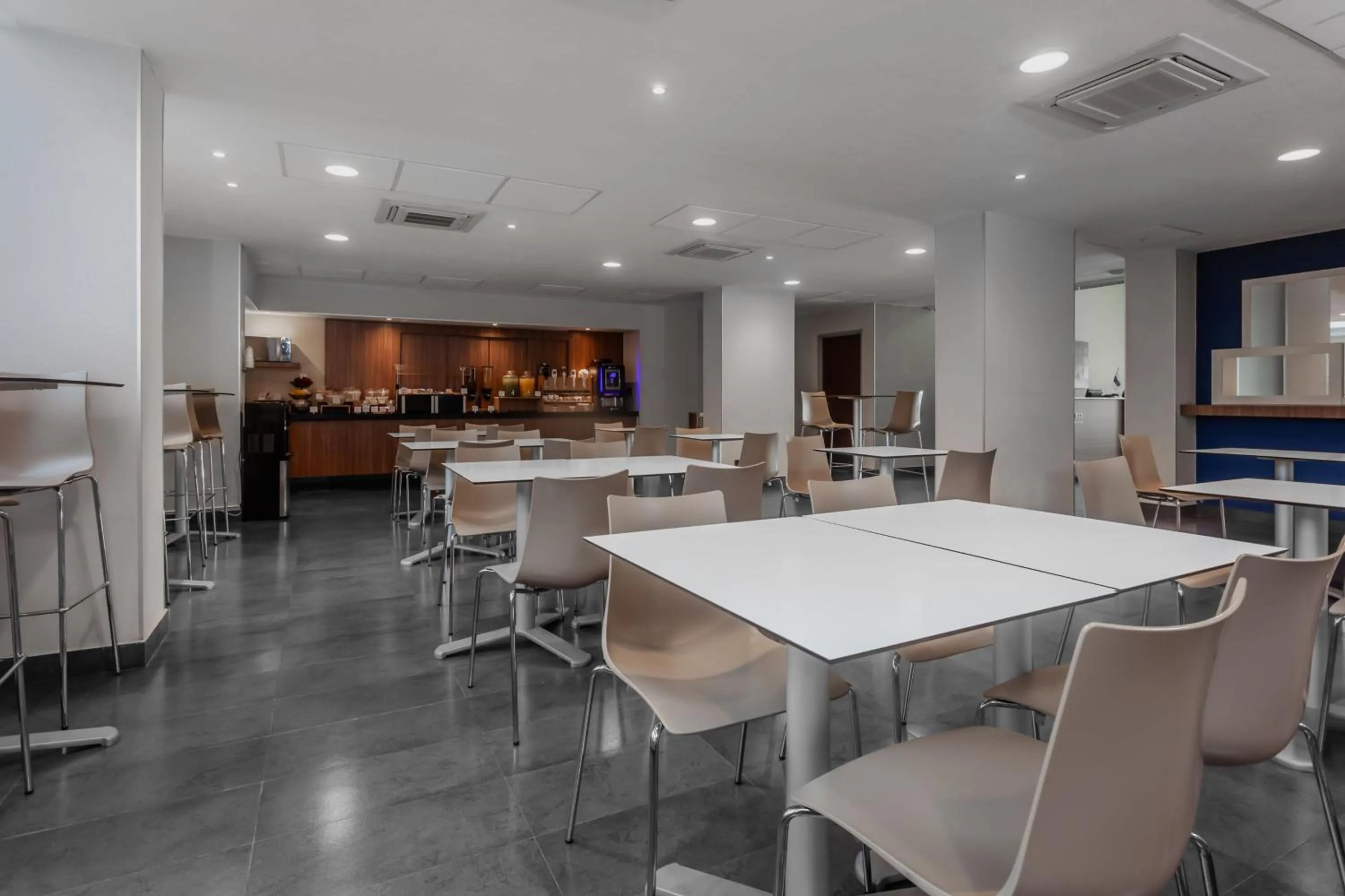 Breakfast in City Express by Marriott Celaya Galerias