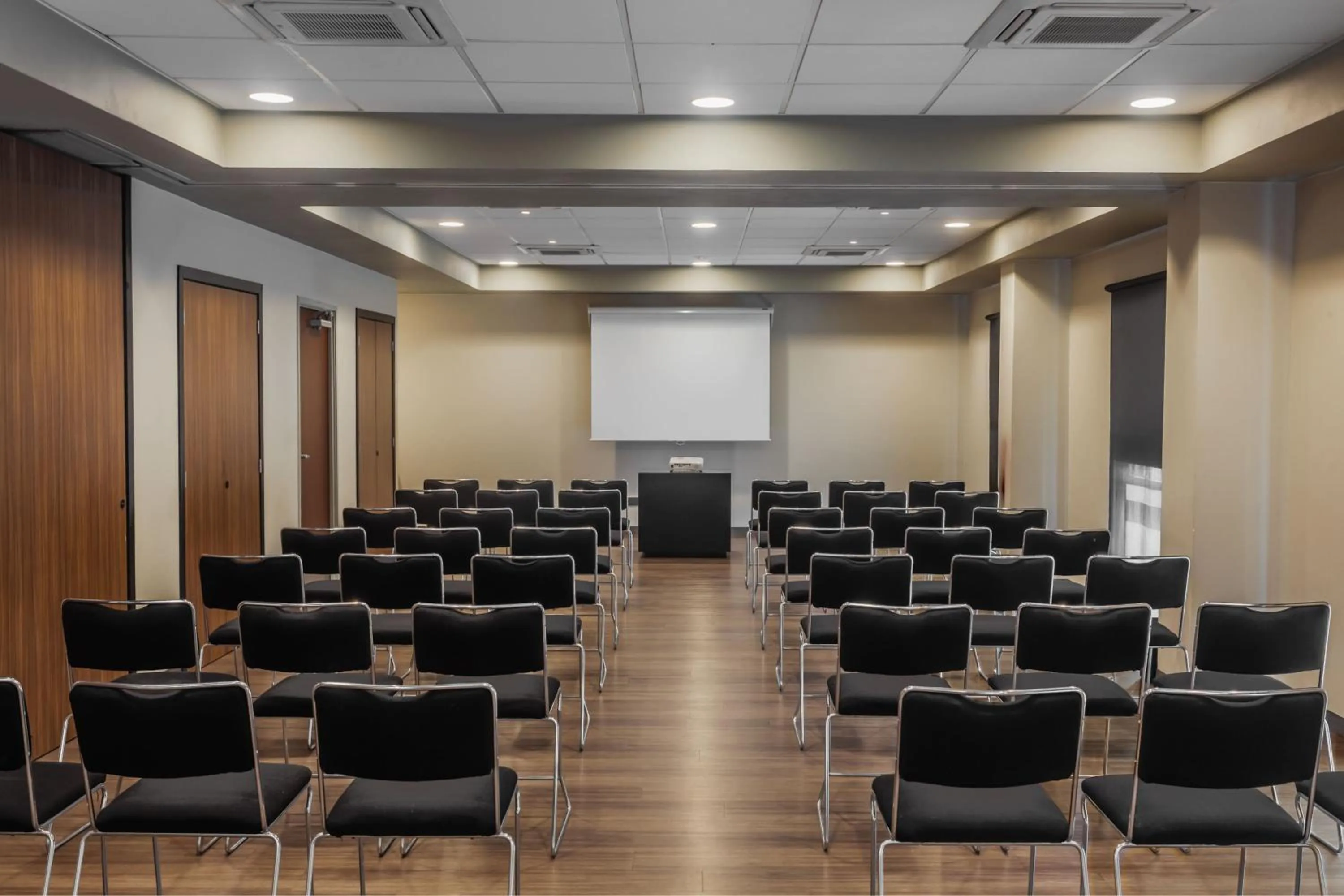 Meeting/conference room in City Express by Marriott Celaya Galerias
