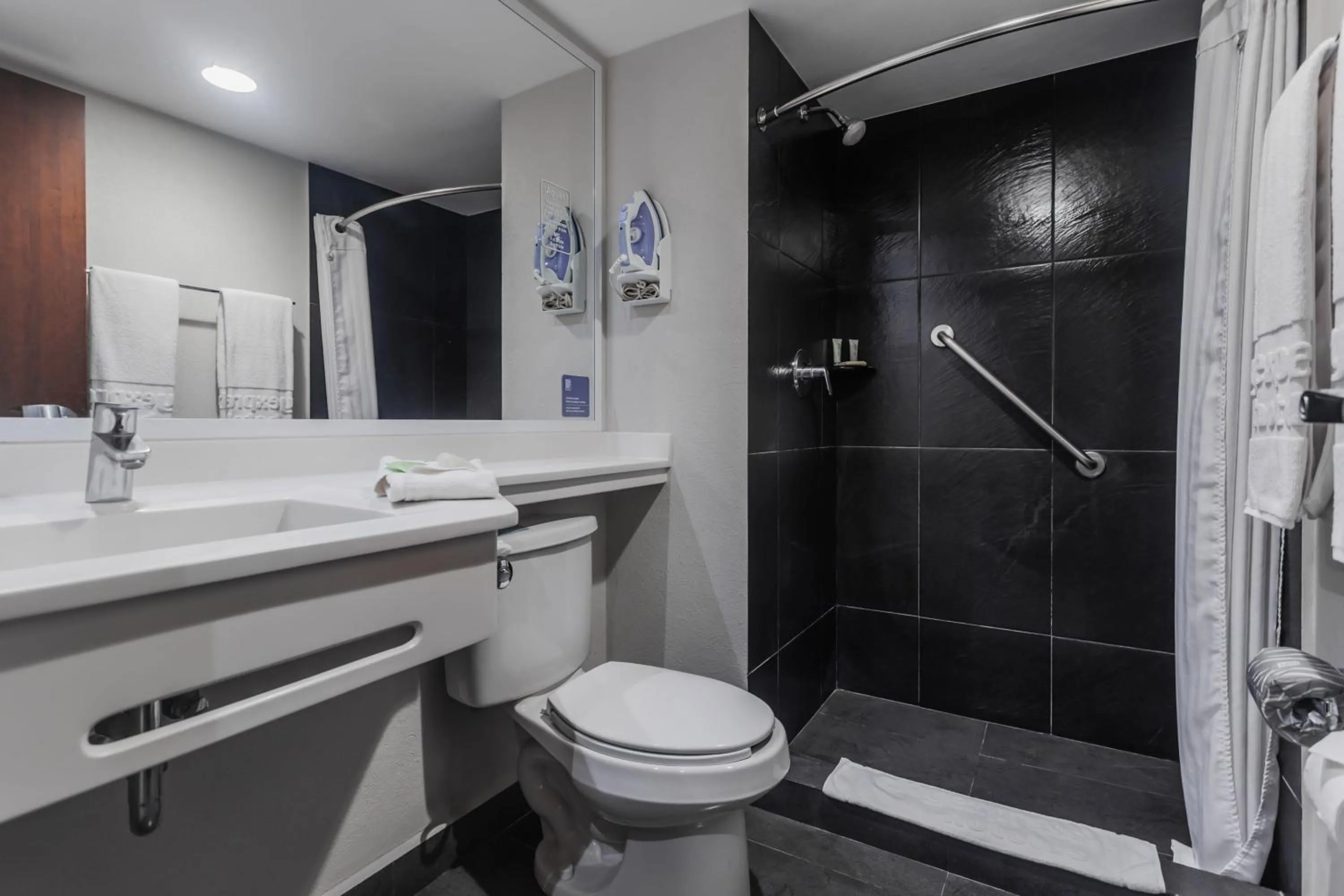 Bedroom in City Express by Marriott Celaya Galerias