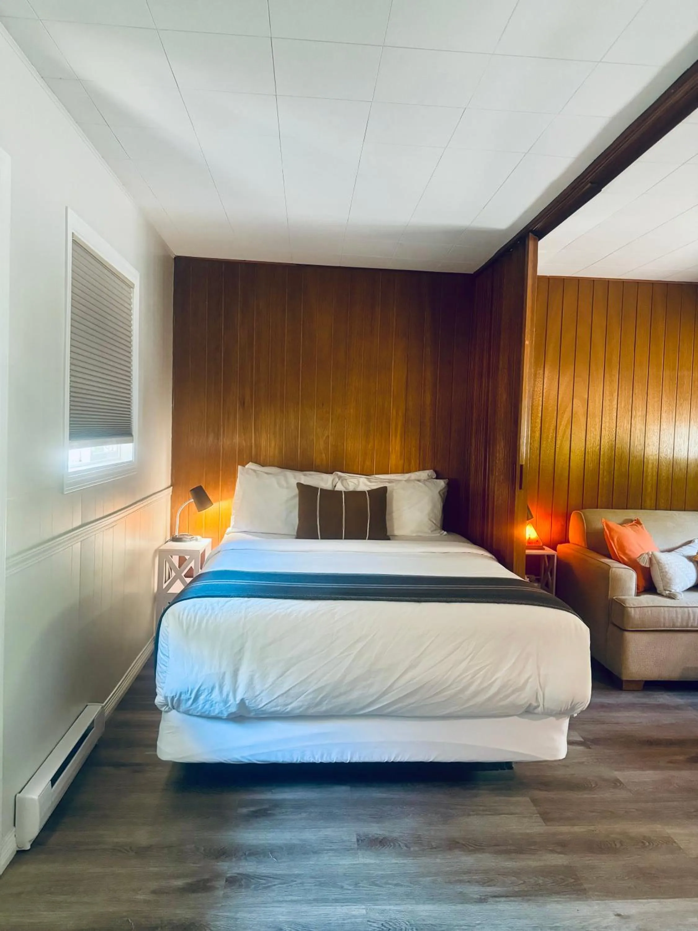 Bed in Barefoot Villas and Retreat