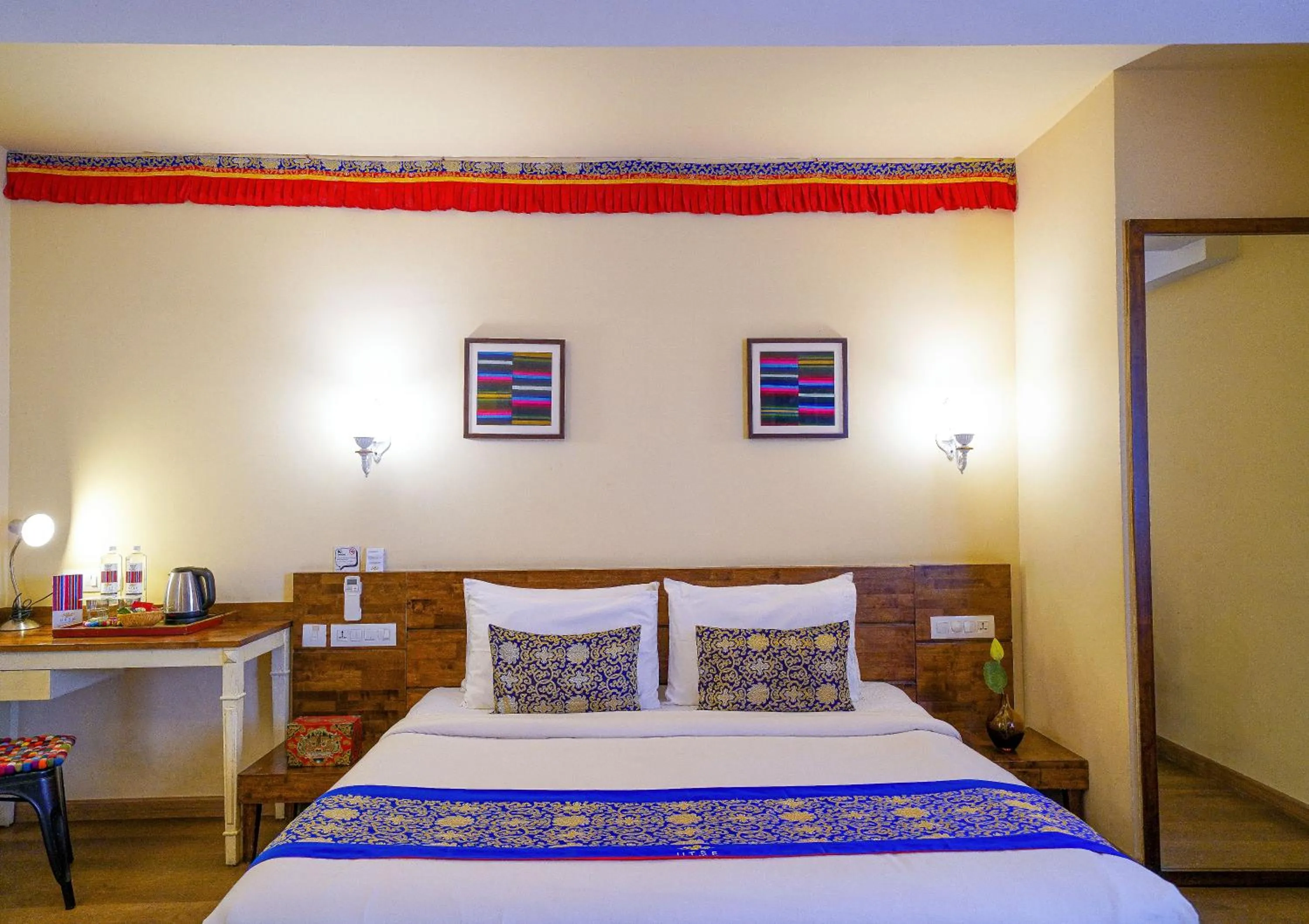 Bed in Open Hotel by Olive - Utse Suites