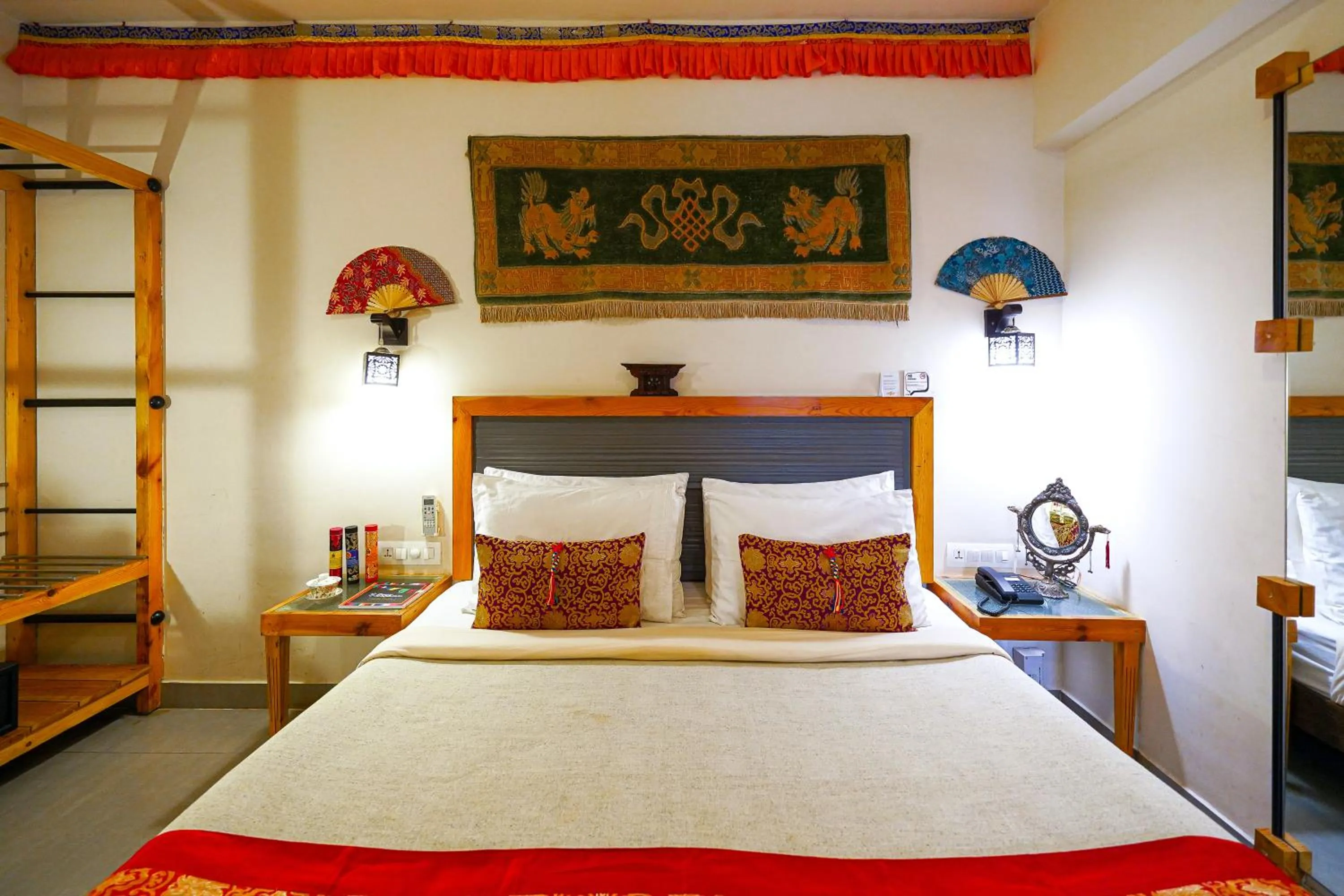 Bed in Open Hotel by Olive - Utse Suites