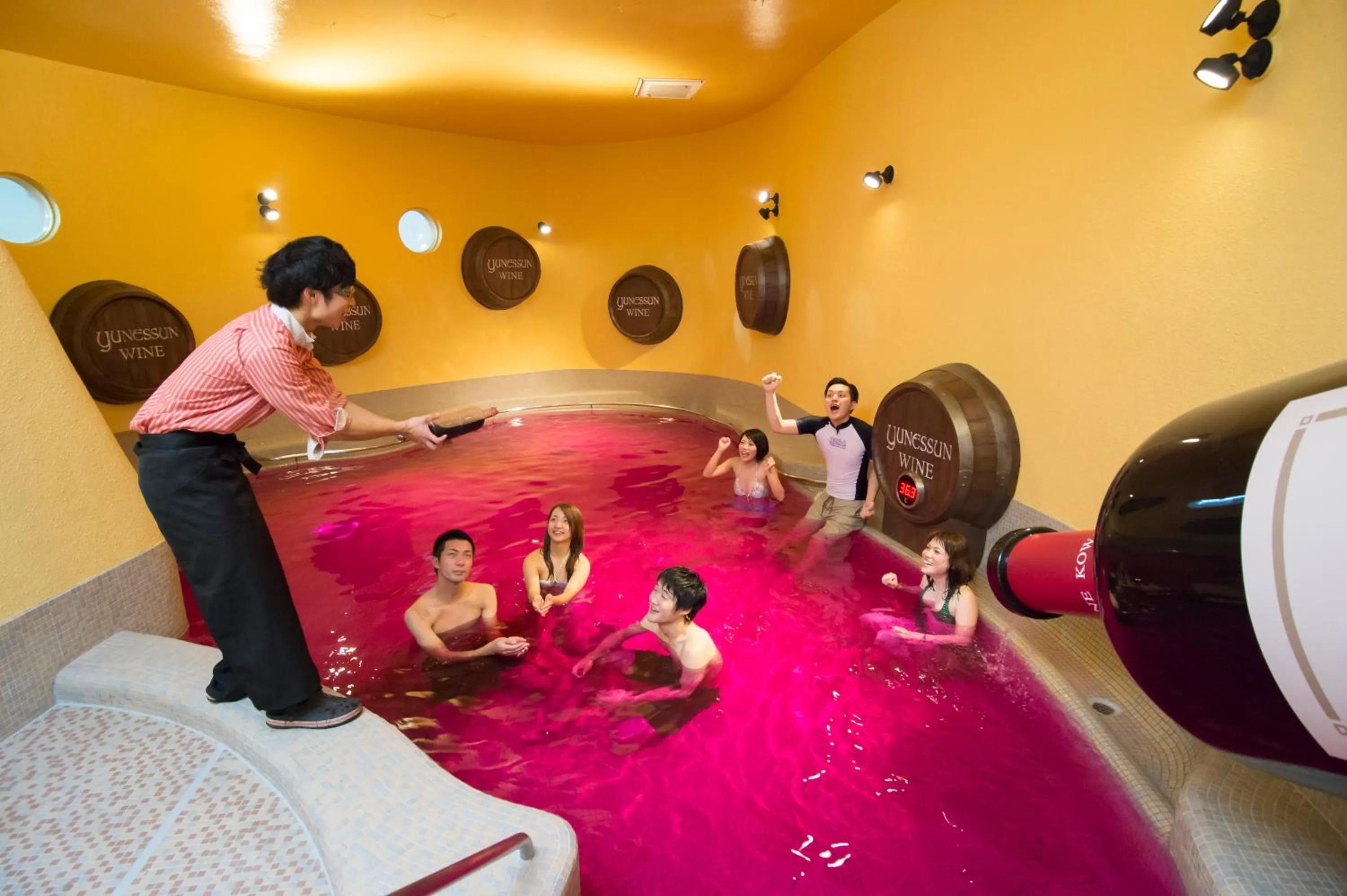 Other in Wisterian Life Club Verde no Mori