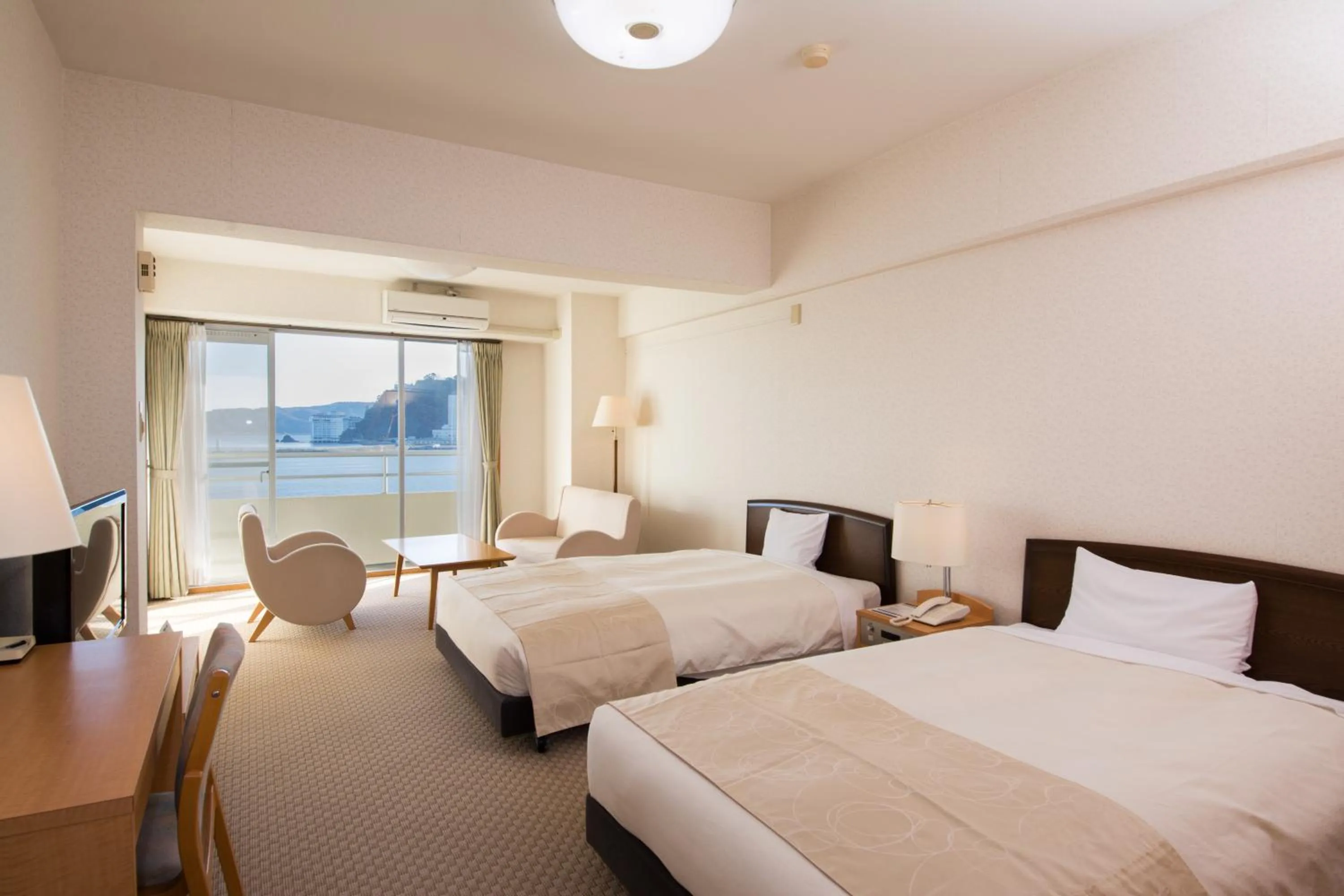Photo of the whole room, Bed in Wisterian Life Club Atami