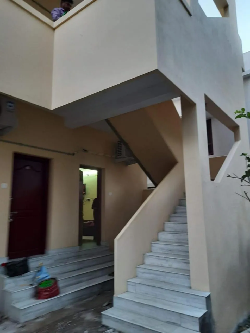 Raghavi Tourist Home