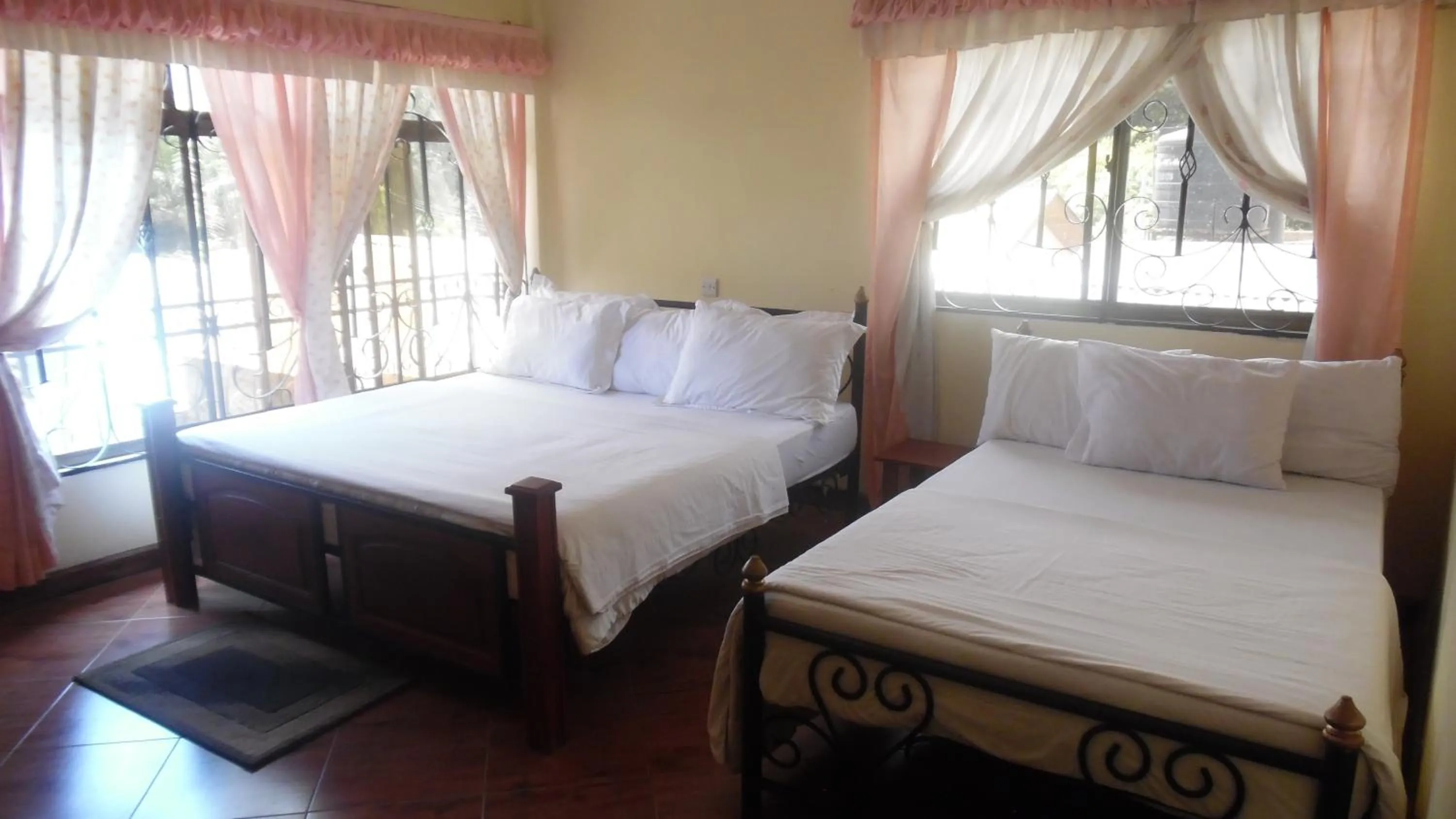 Photo of the whole room, Bed in Bright Star Hotel & Safaris