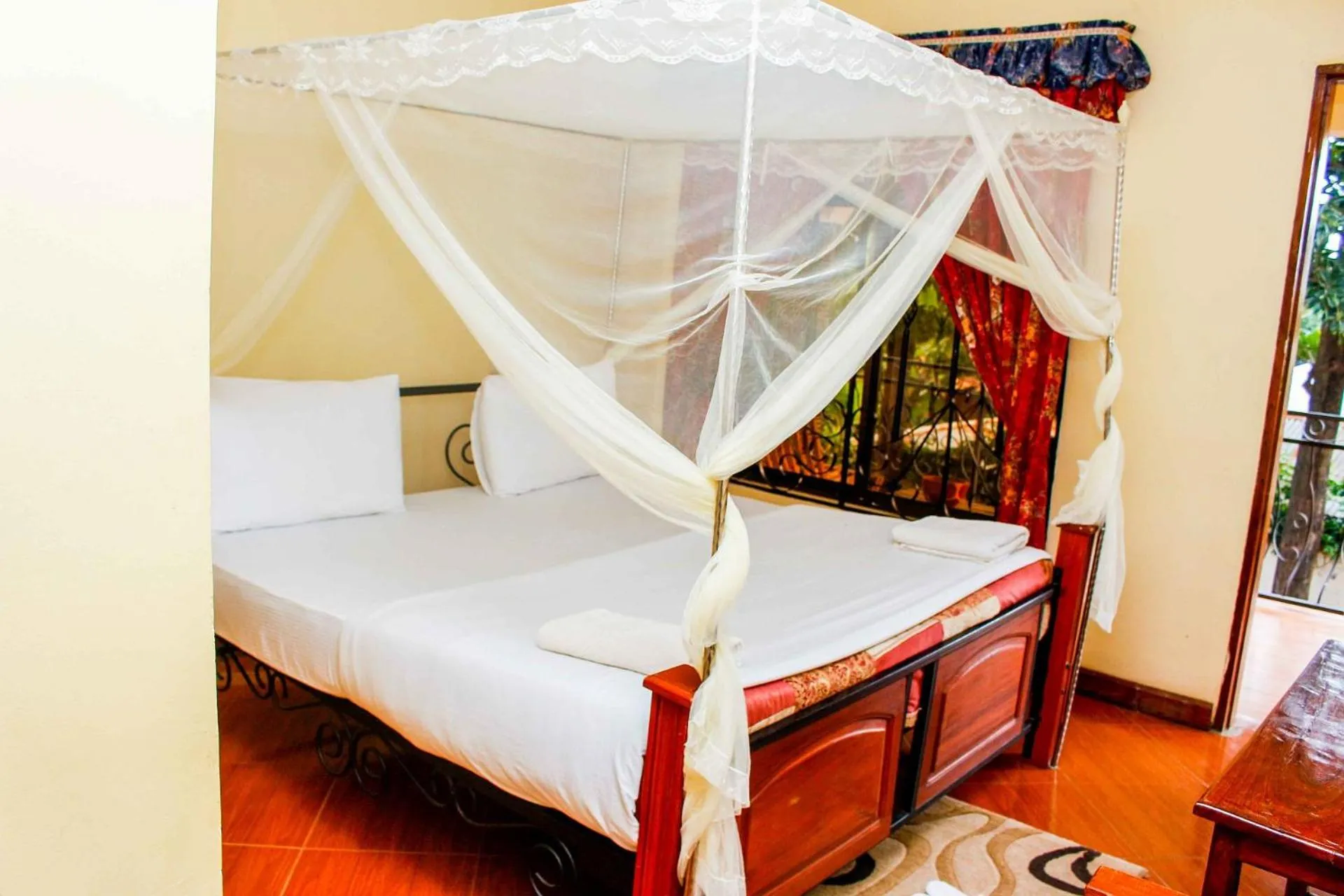 Photo of the whole room, Bed in Bright Star Hotel & Safaris