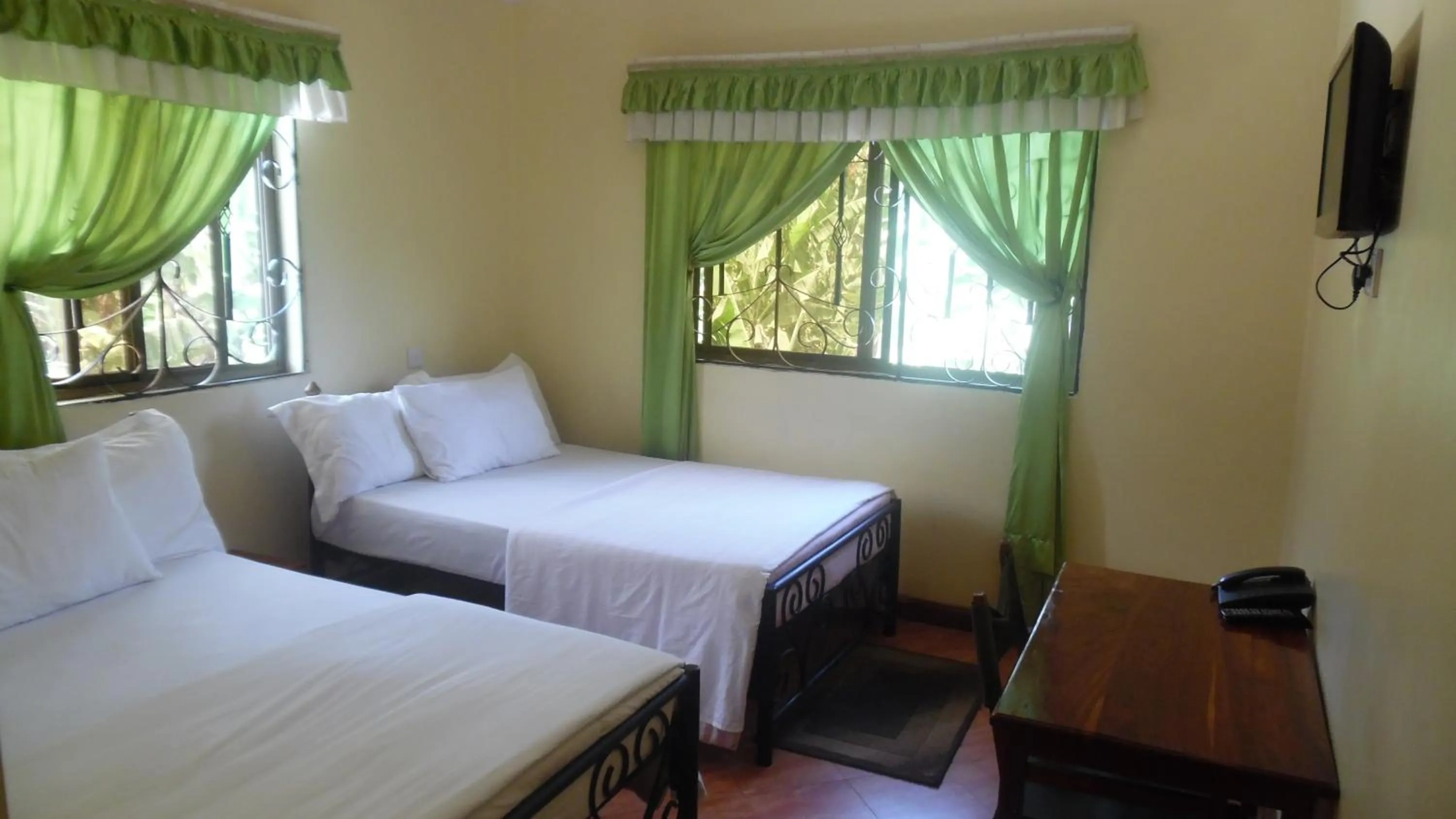 Photo of the whole room, Bed in Bright Star Hotel & Safaris