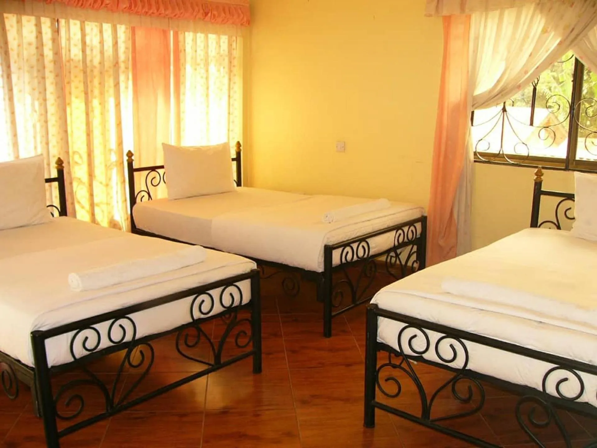 Photo of the whole room, Bed in Bright Star Hotel & Safaris