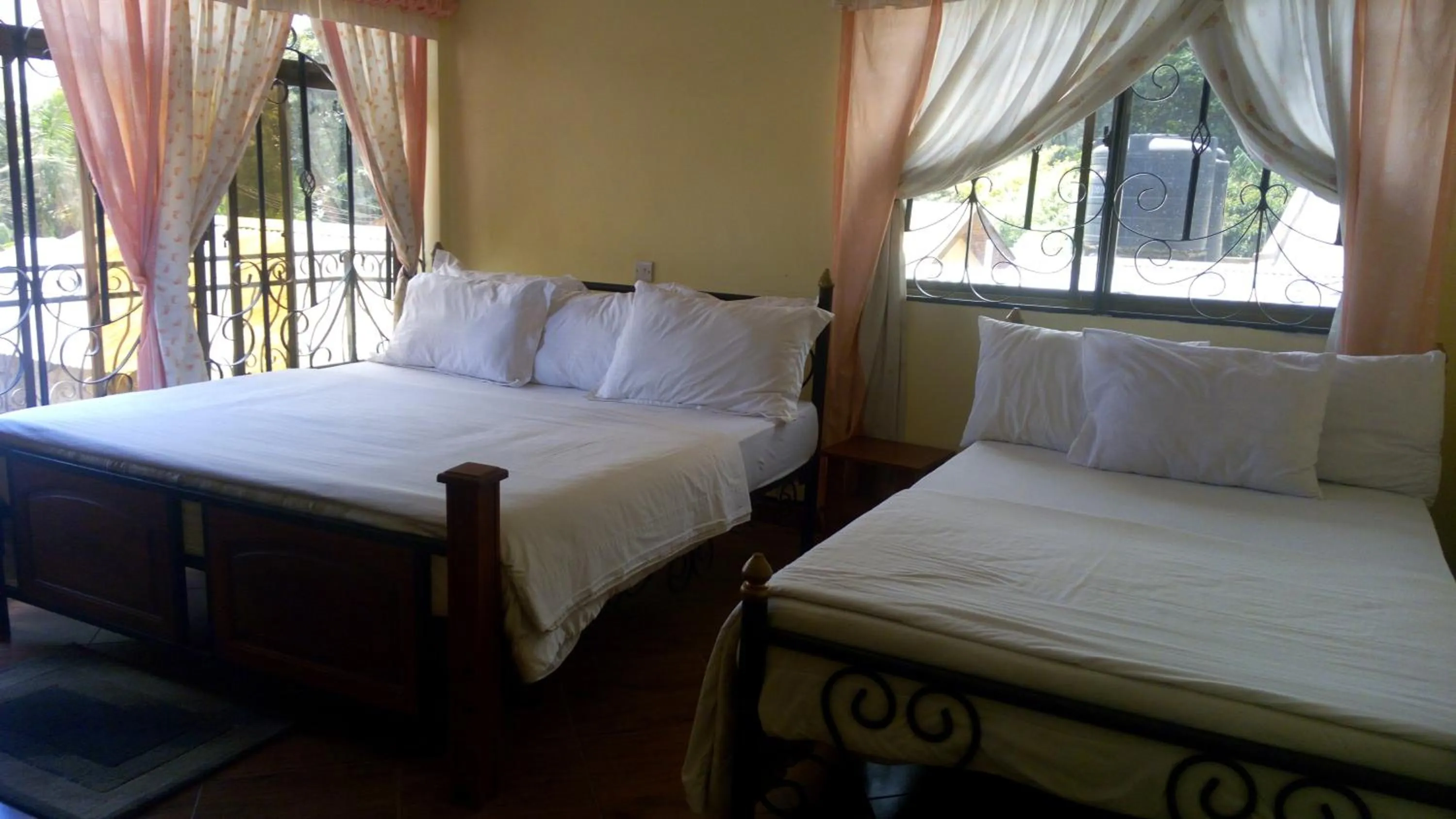Photo of the whole room, Bed in Bright Star Hotel & Safaris