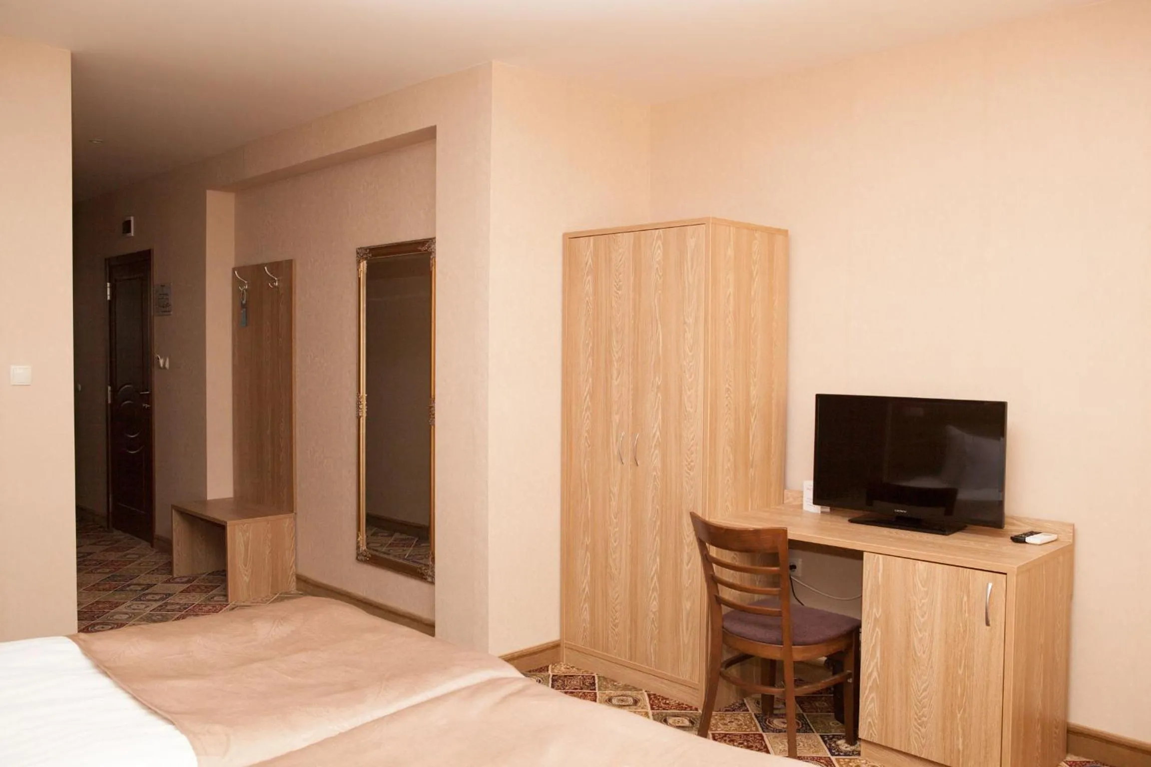 Photo of the whole room, Bed in Hotel Motto