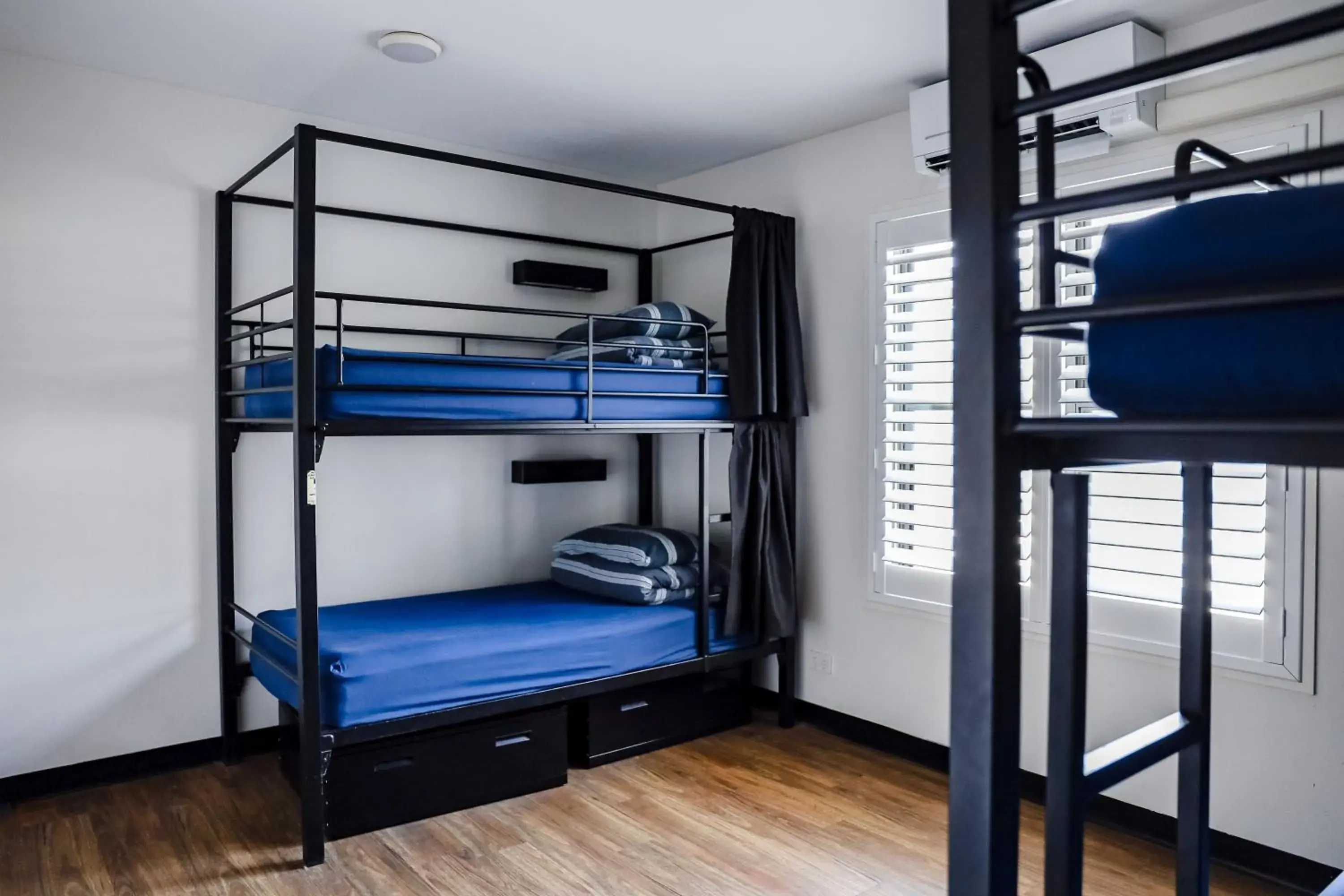 Bed in 6-Bed Female Dormitory Room in The Surf House Bed in 6-Bed Female Dormitory Room in The Surf House