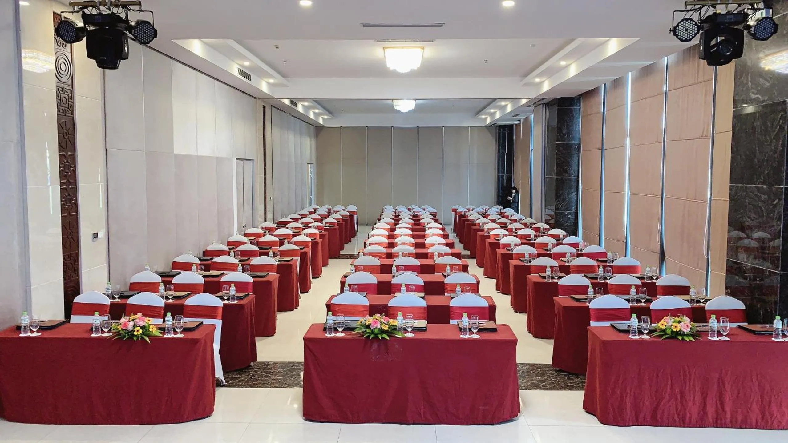 Meeting/conference room in Muong Thanh Luxury Buon Ma Thuot Hotel