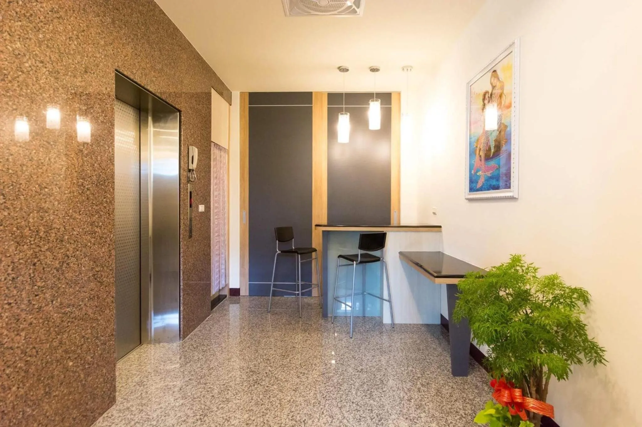 Decorative detail in Pandora B&B