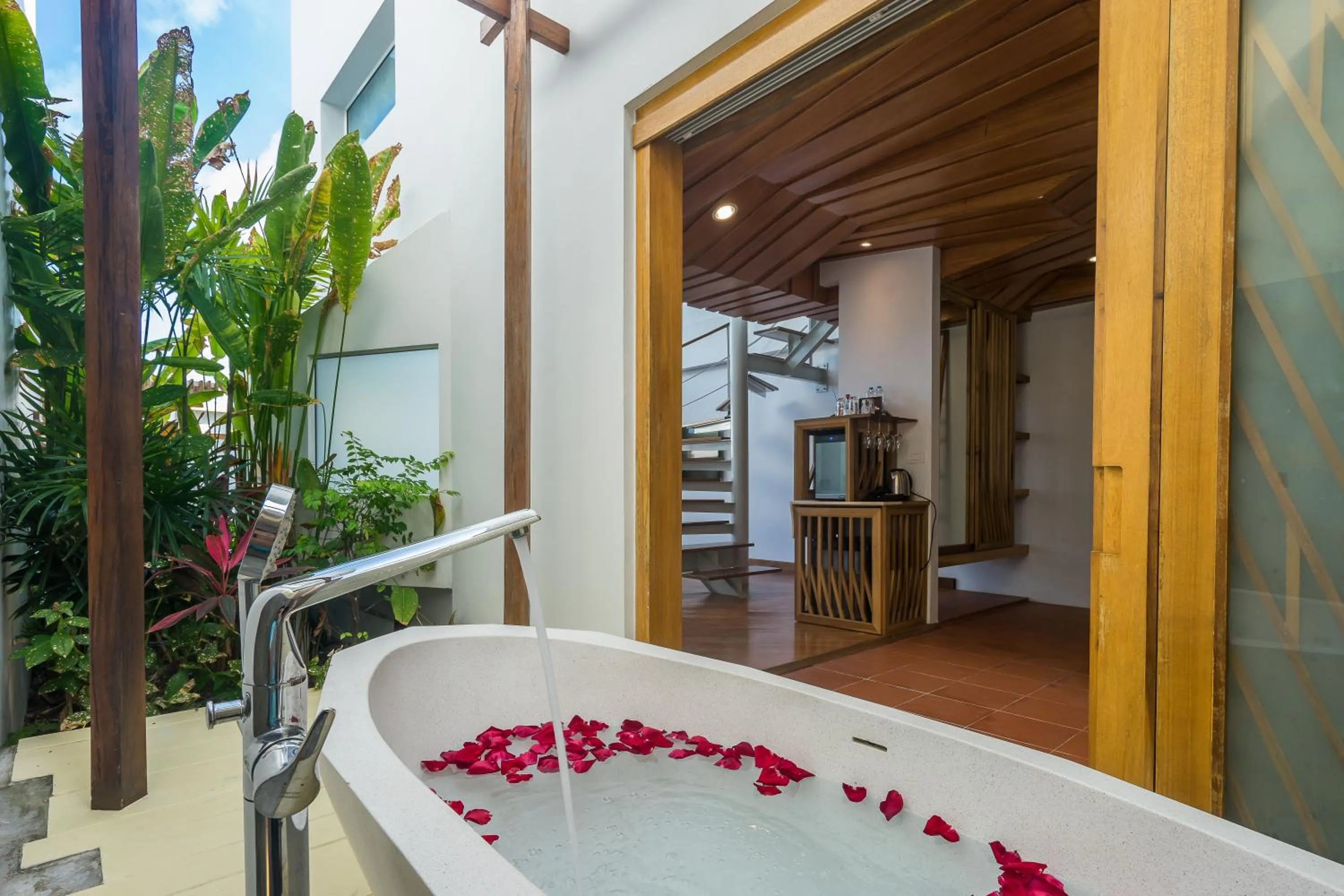 Bath in White Sand Samui Resort