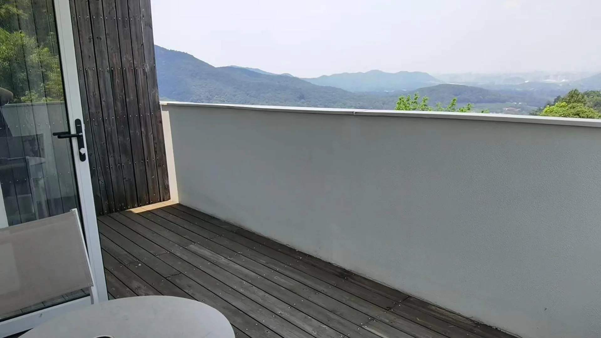 Day in Aventree Hotel