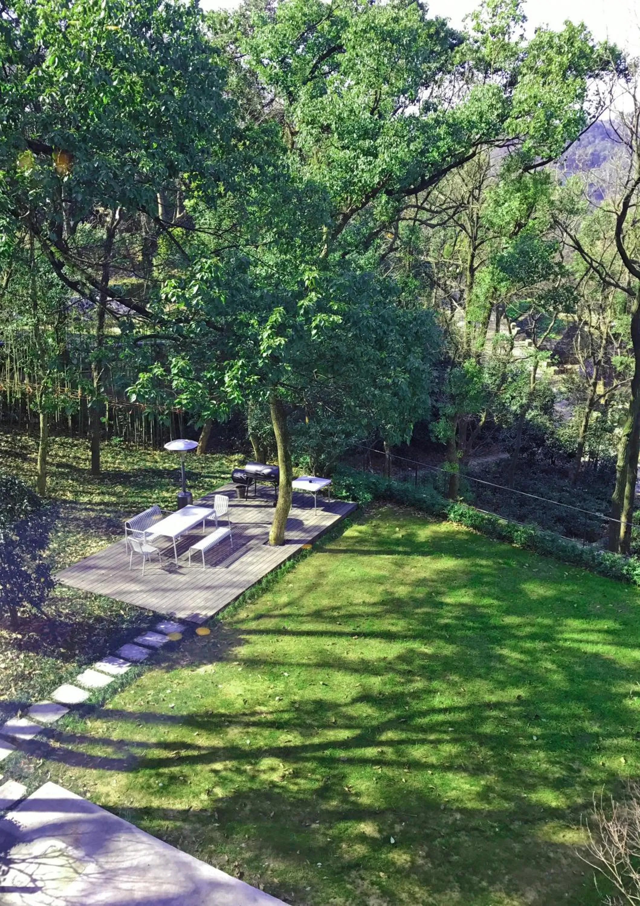 BBQ facilities in Aventree Hotel