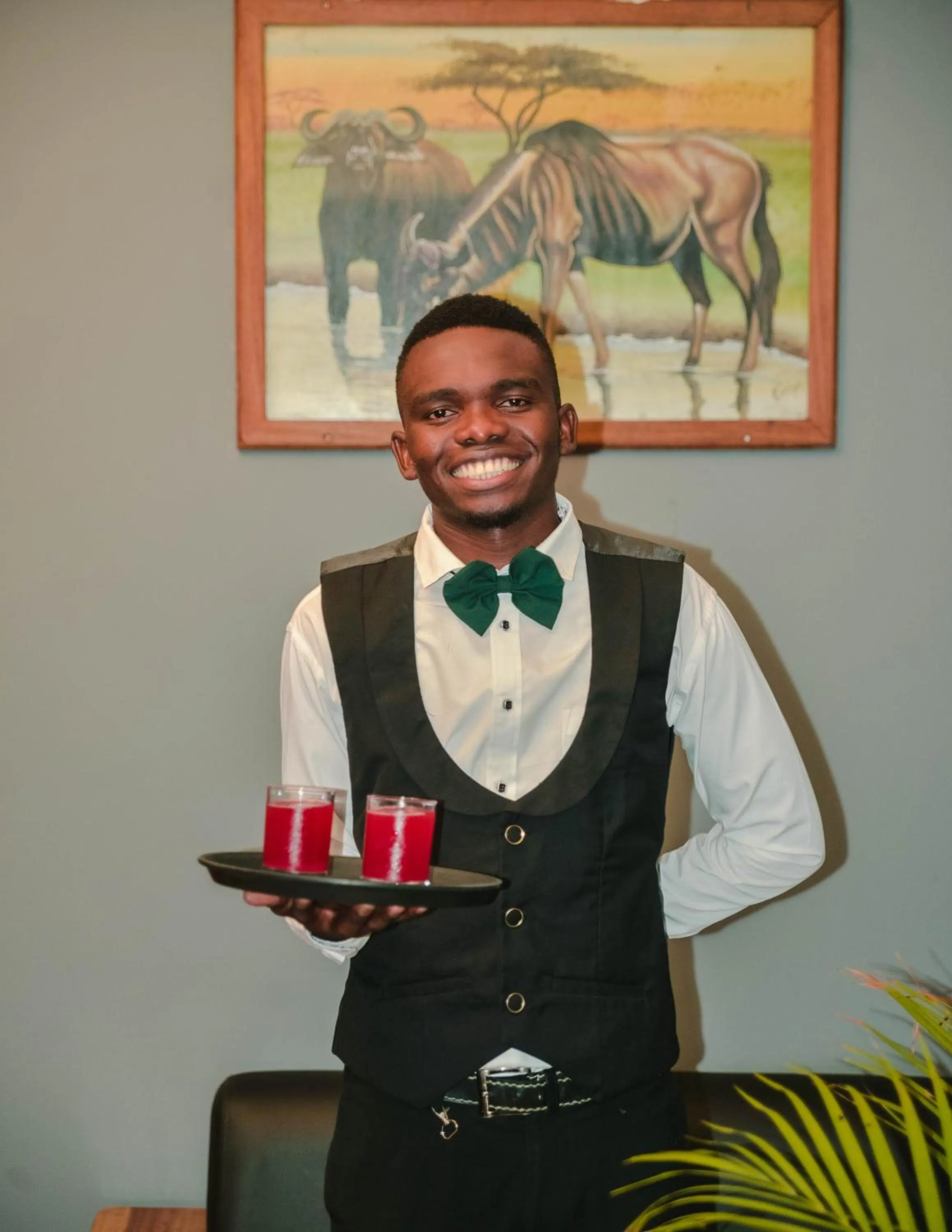 Restaurant/places to eat in Crest Safari Lodge Bed and Breakfast