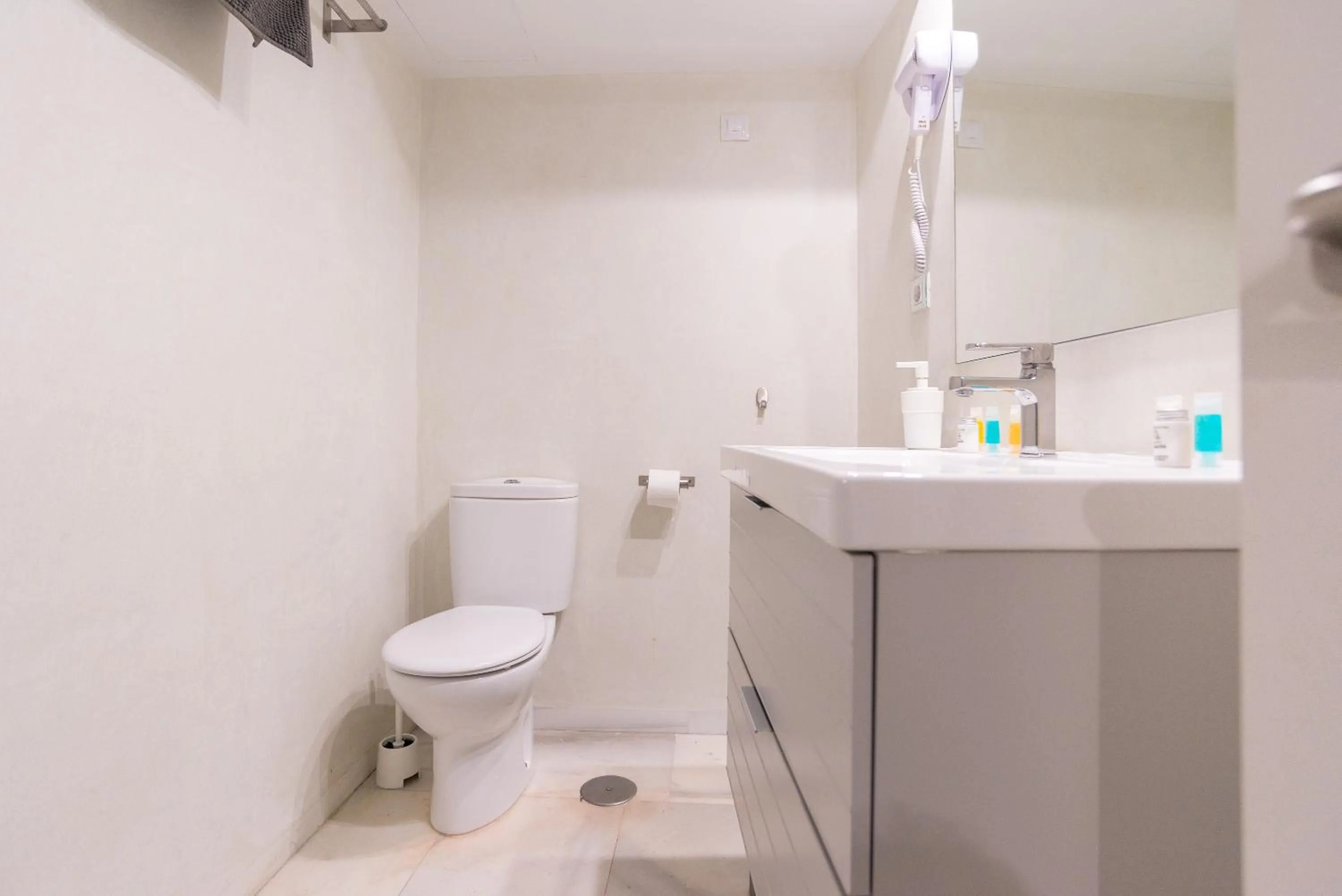 Bathroom in Malaga City Breaks