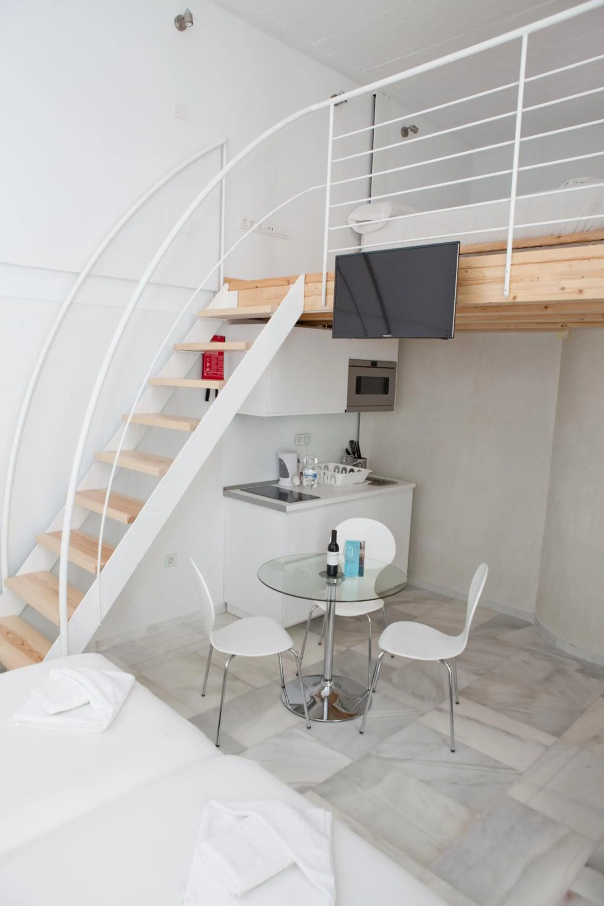 Dining area in Malaga City Breaks