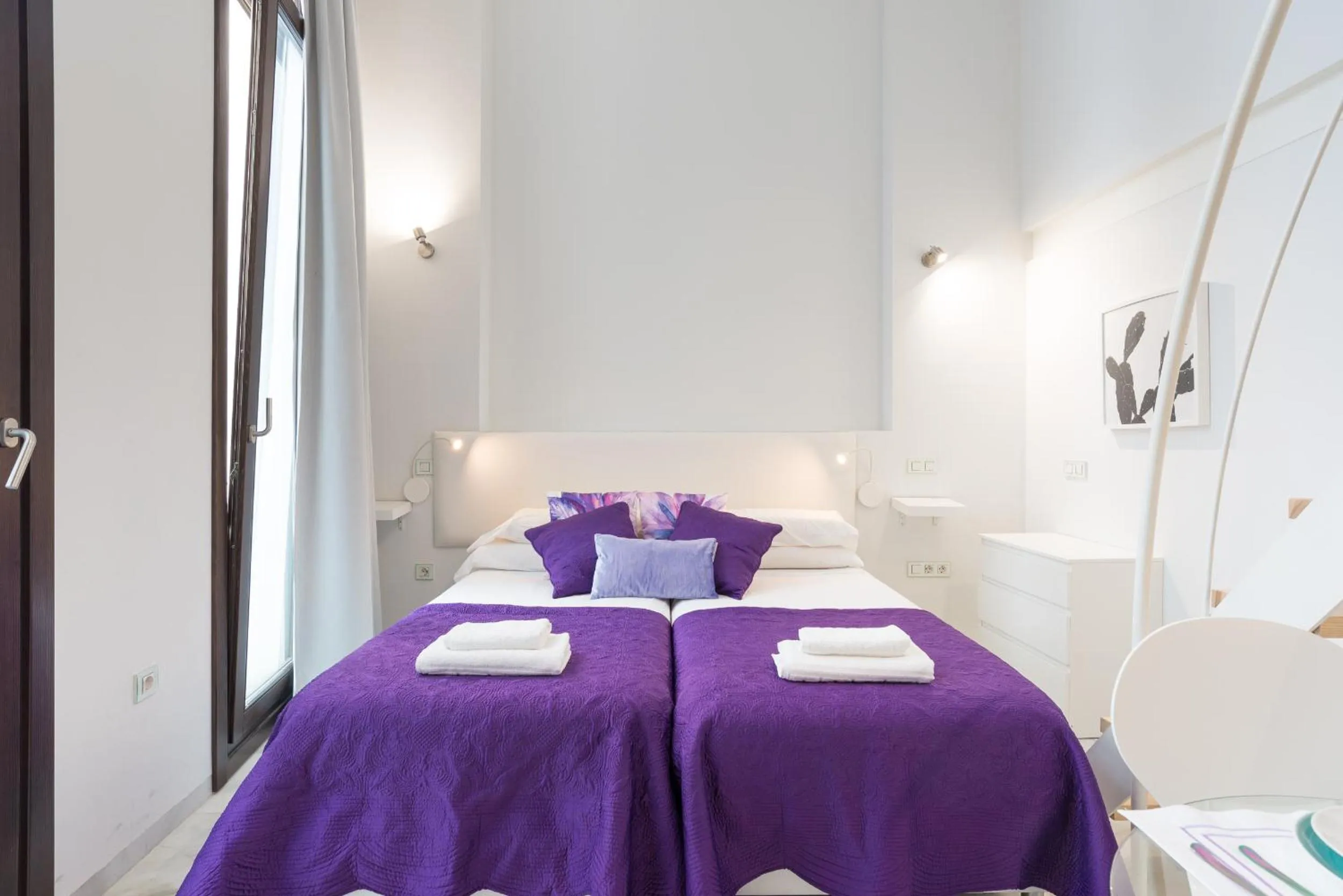 Bedroom, Bed in Malaga City Breaks