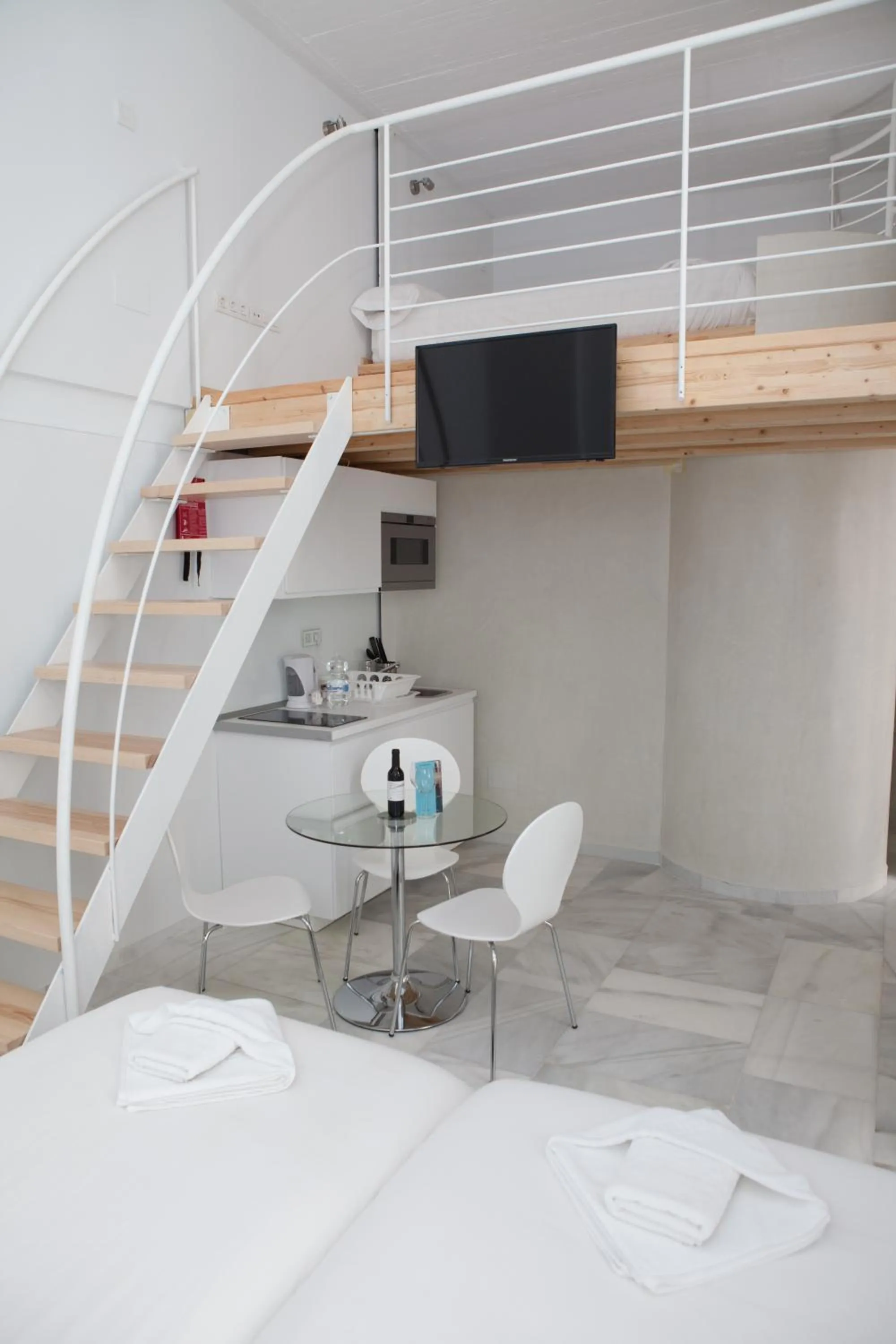 Dining area in Malaga City Breaks