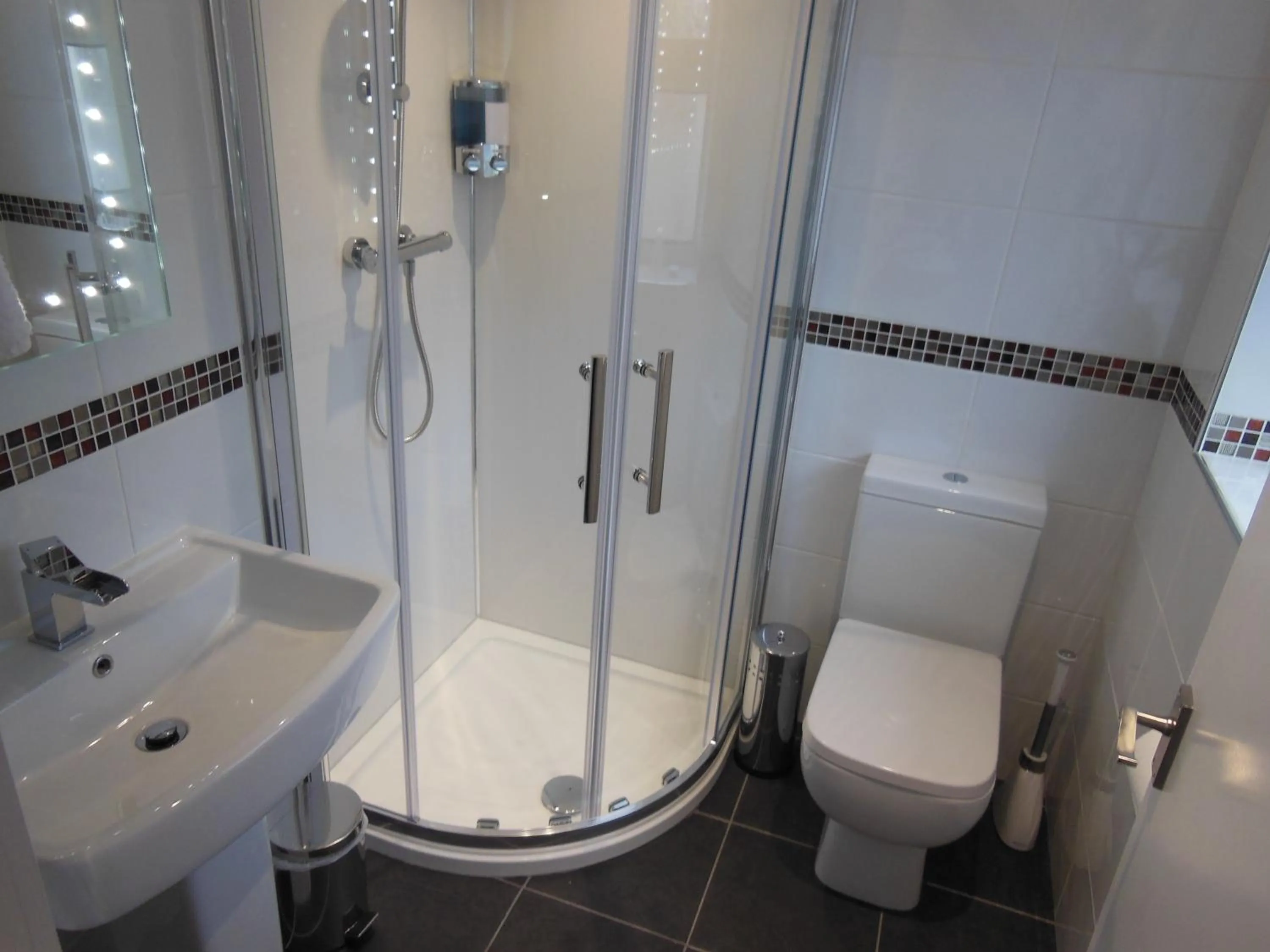 Bathroom in Y Giler Arms