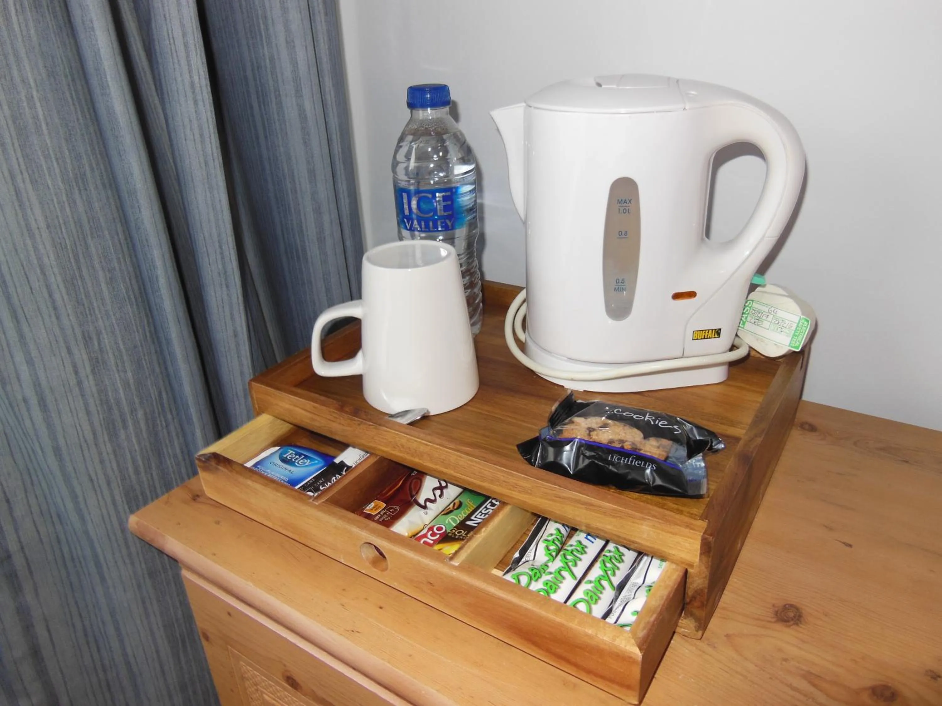 Coffee/tea facilities in Y Giler Arms