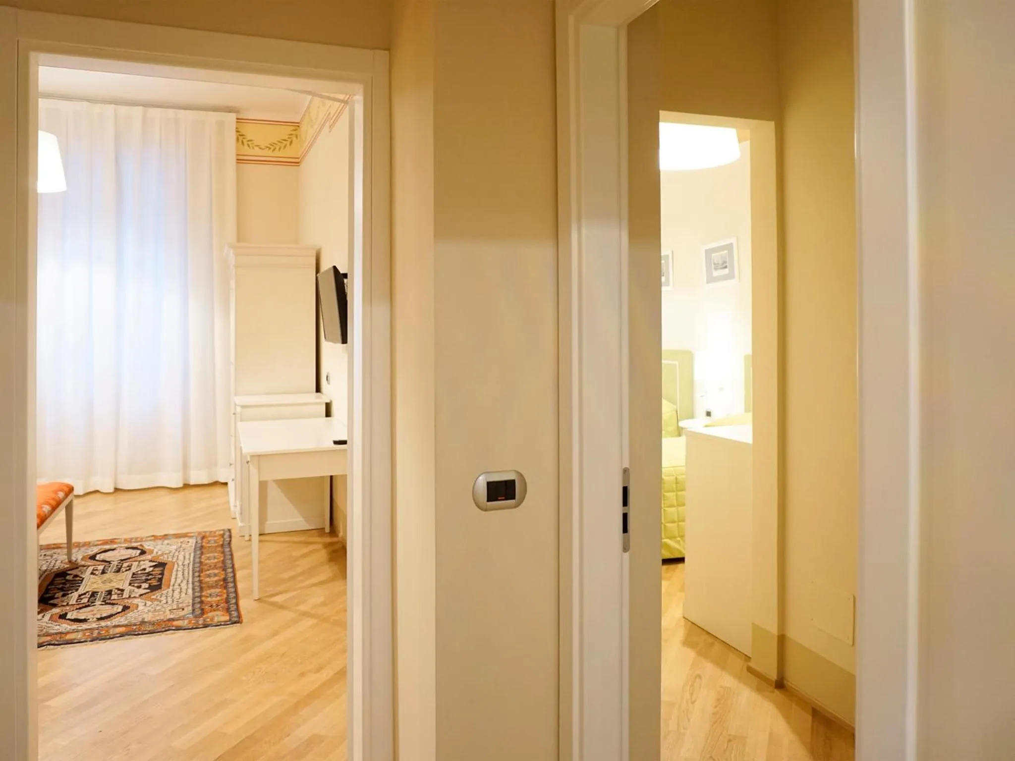 Photo of the whole room in Casa Isolani Luxury Rooms Piazza Maggiore 1