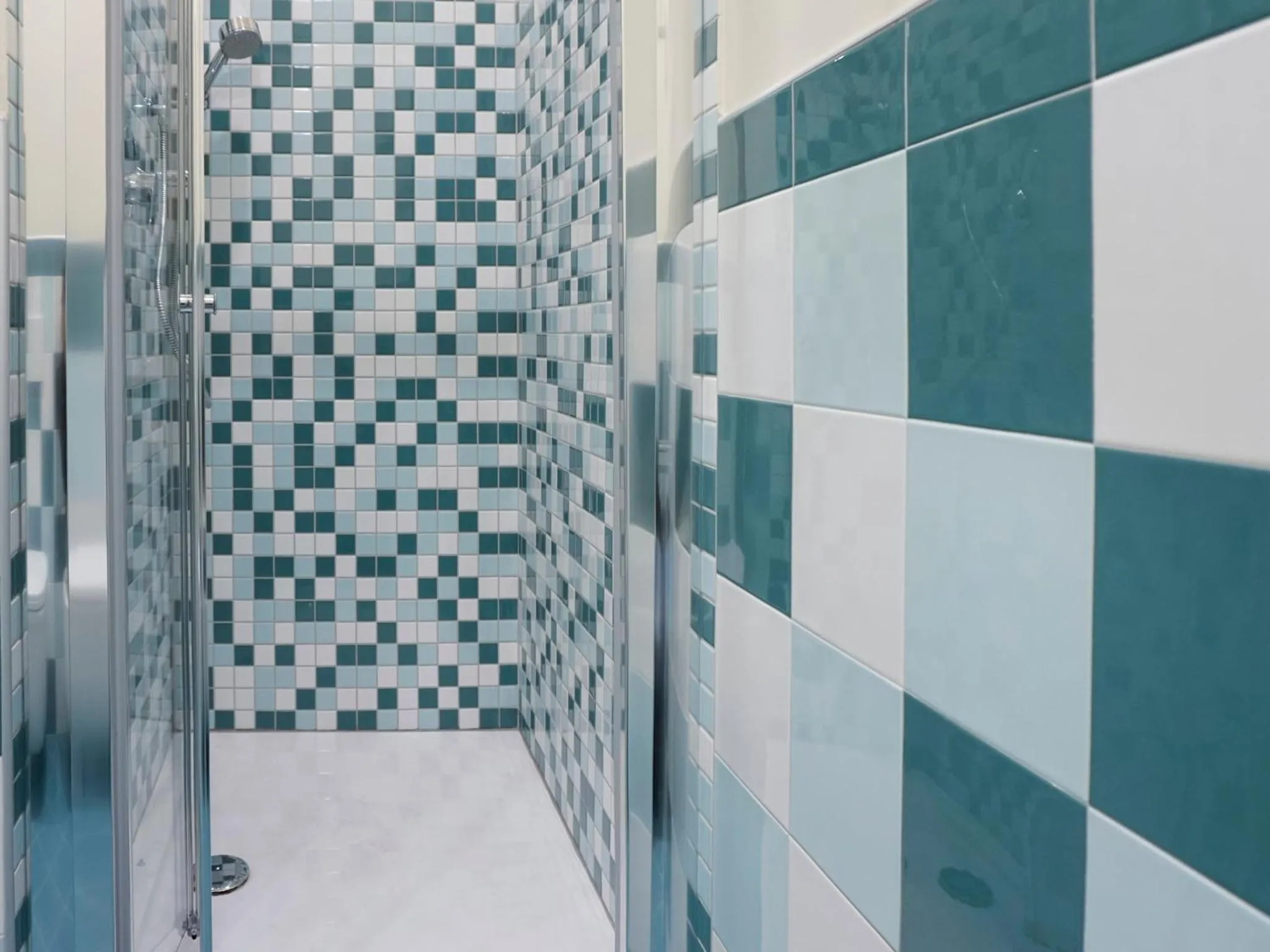 Bathroom in Casa Isolani Luxury Rooms Piazza Maggiore 1