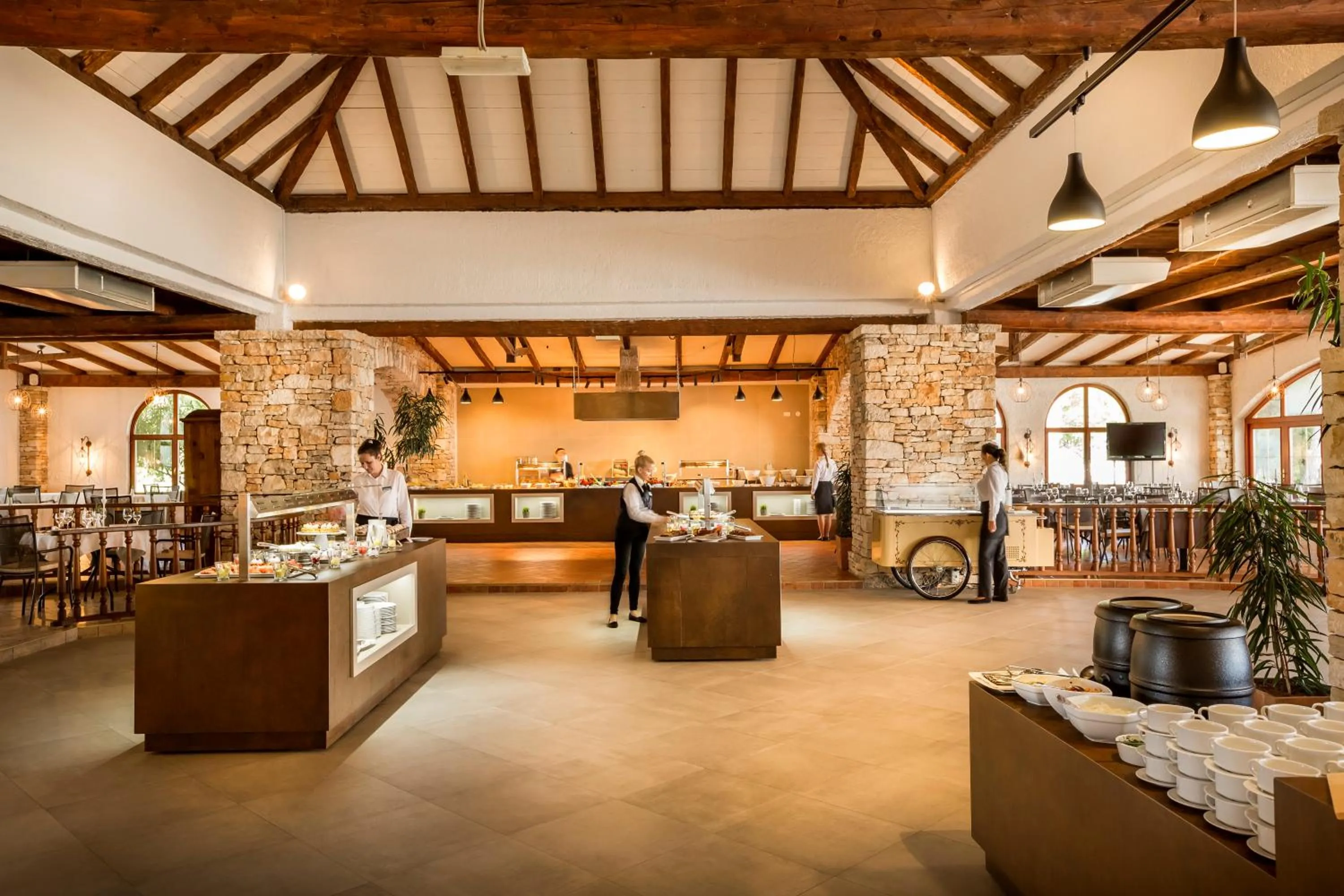 Restaurant/places to eat in Maistra Select Island Hotel Katarina