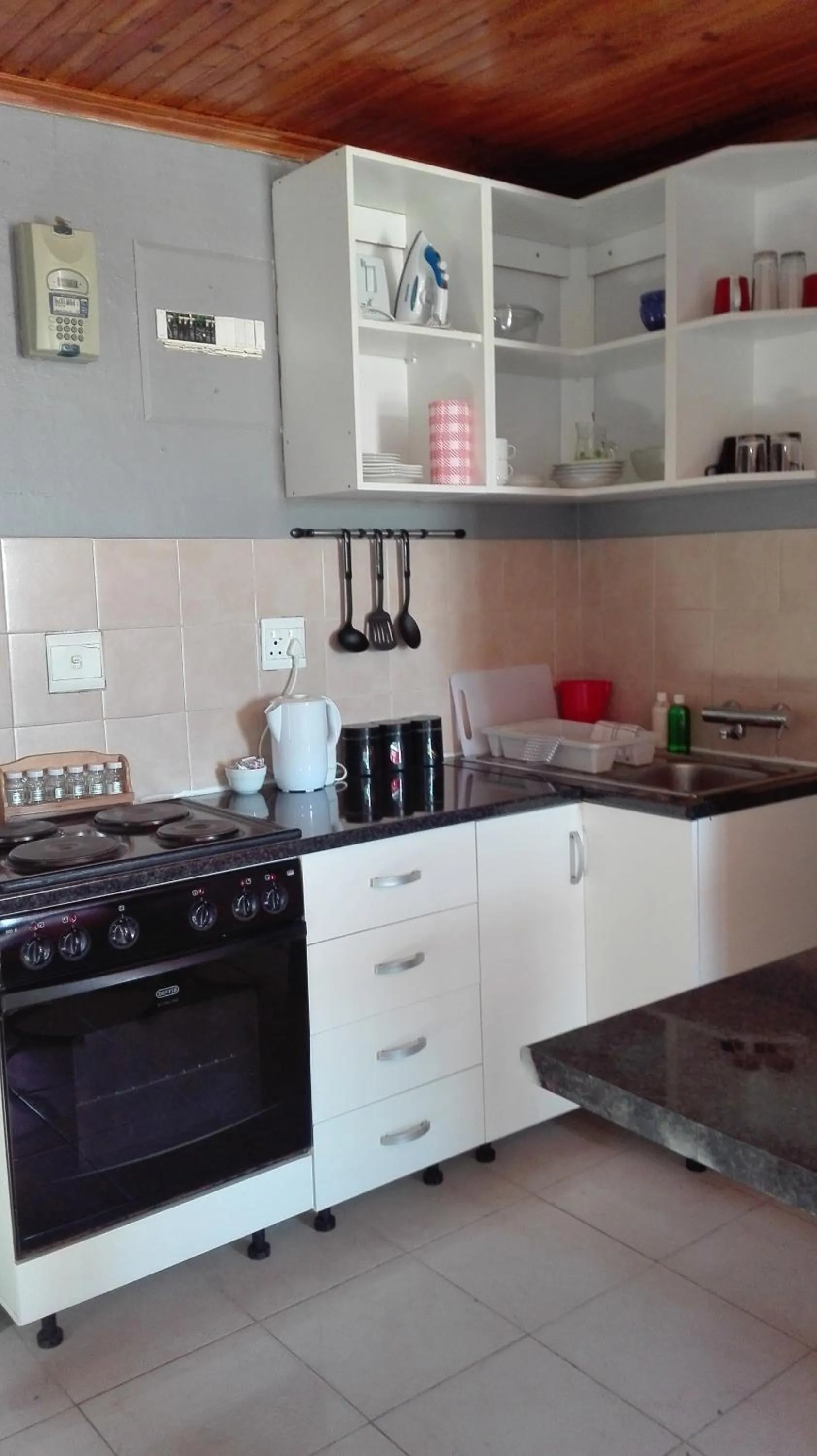 Kitchen or kitchenette in Beulahland Guesthouse