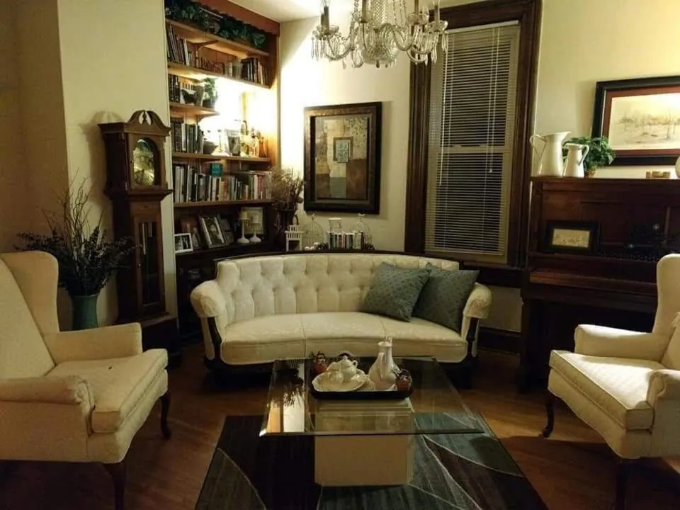 Seating area in Carraway Guest House