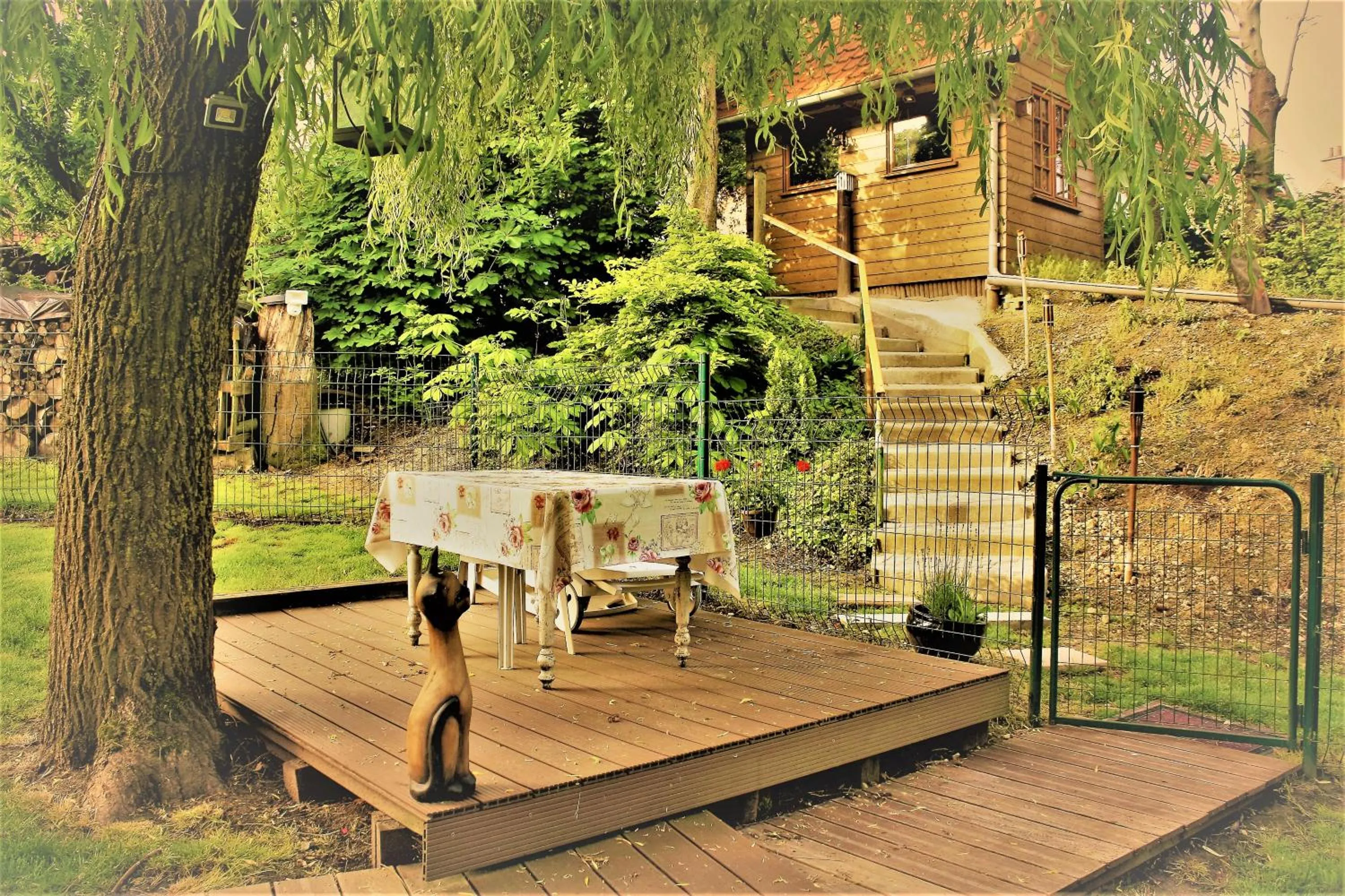 Patio in La Gypsy Caravan