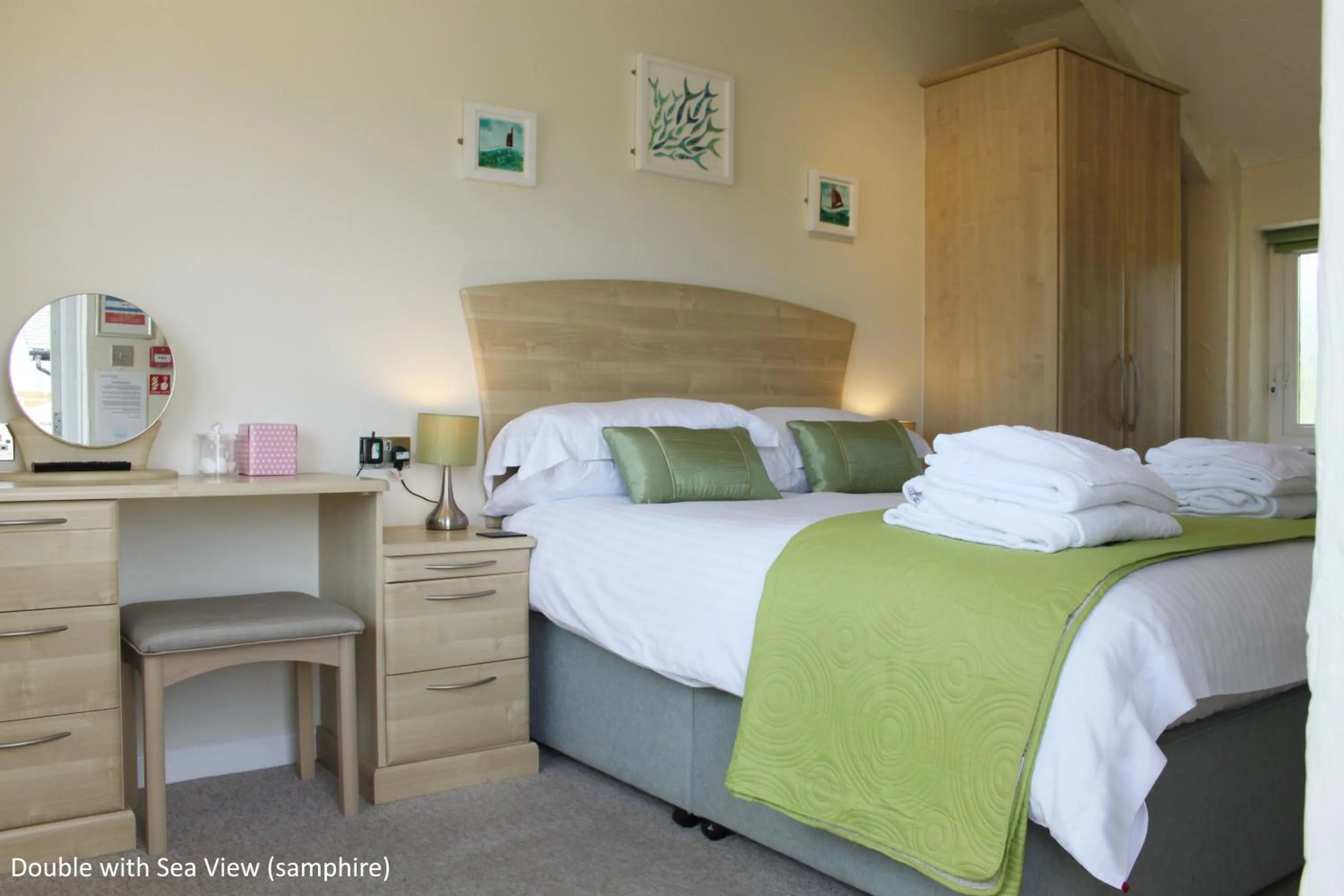 Bedroom, Bed in The Old Quay House