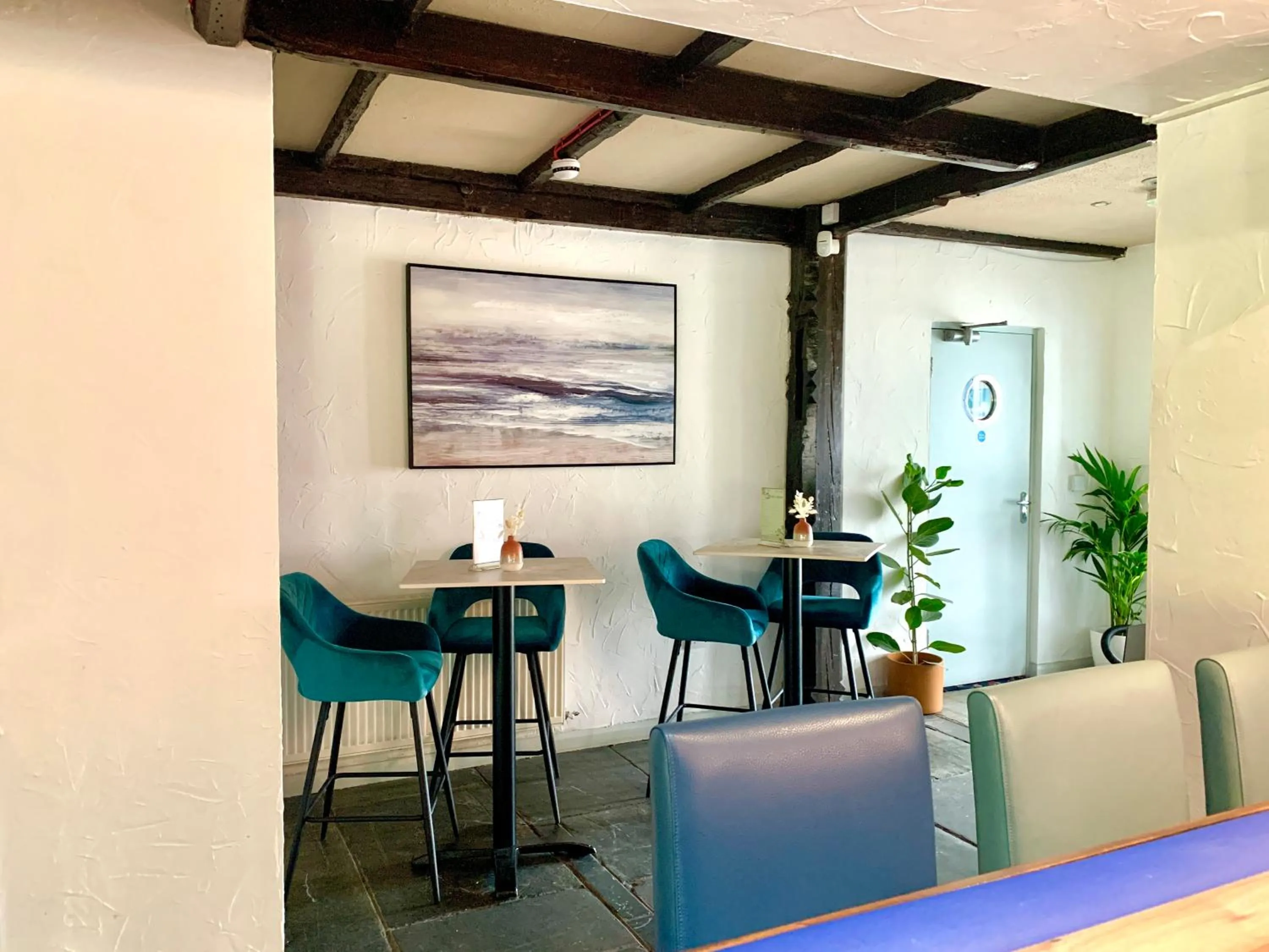 Restaurant/places to eat in The Old Quay House