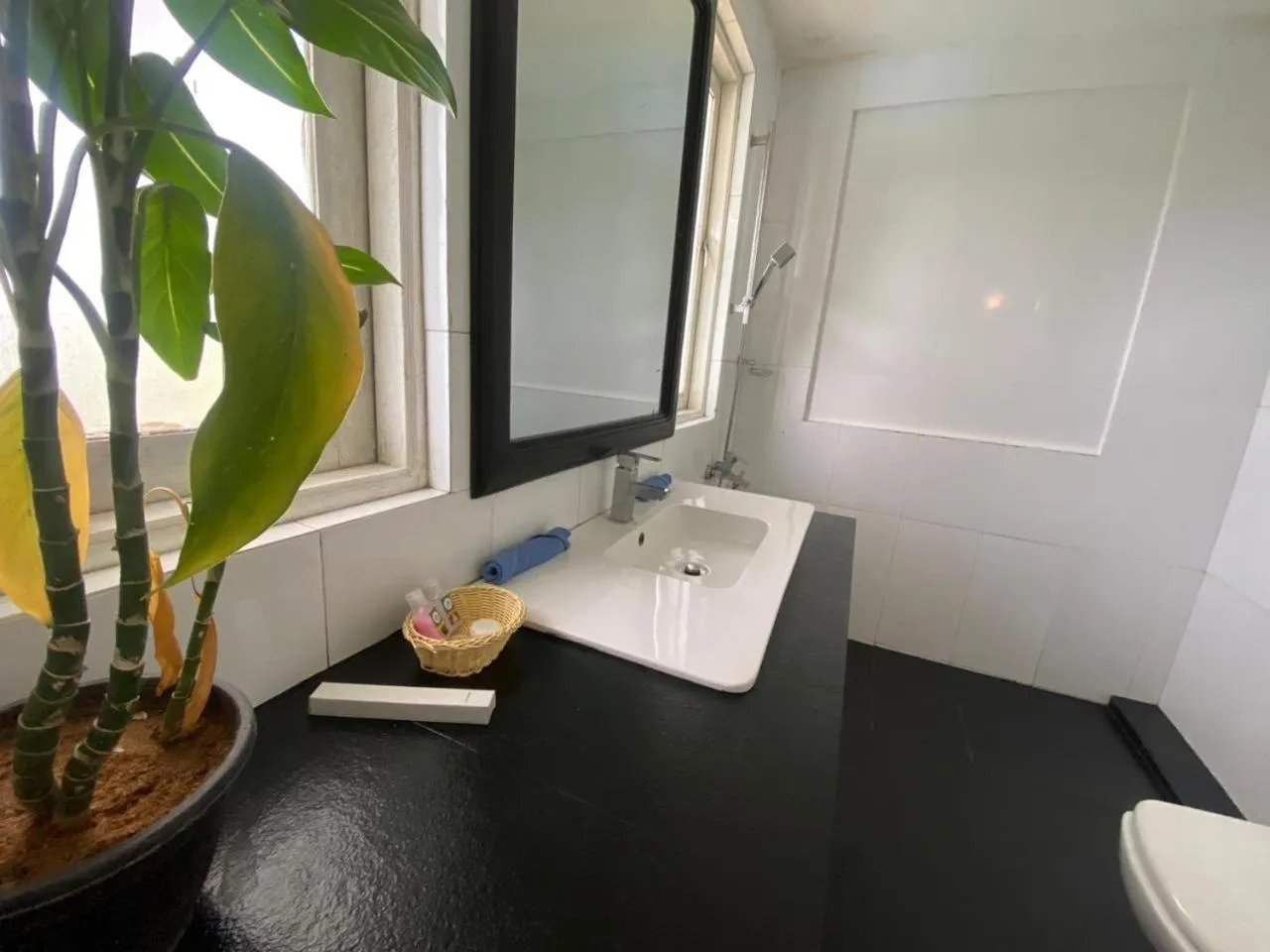 Bathroom in Old Frankland Kandy Luxury Boutique Hotel