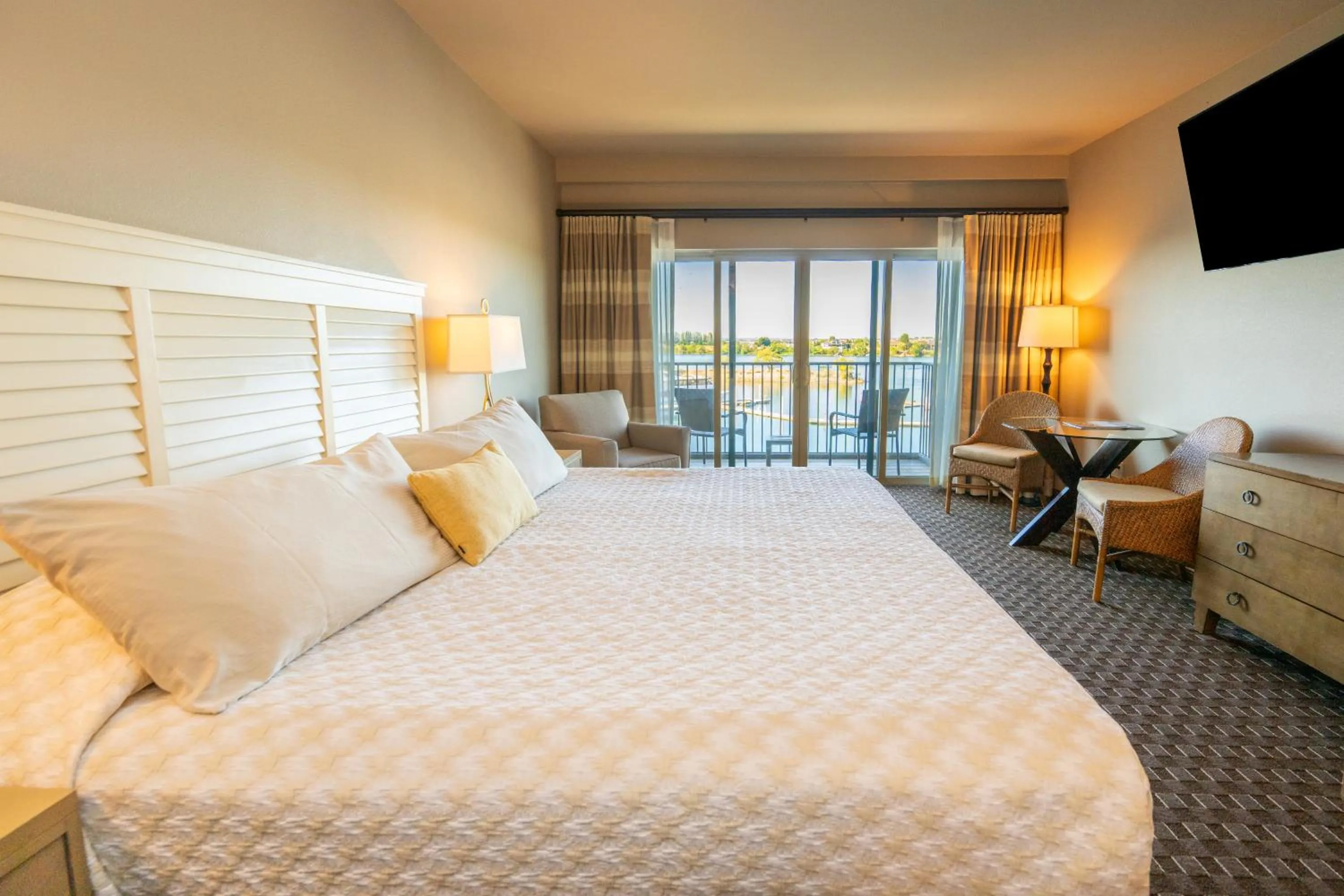 Bed in The Lodge at Columbia Point