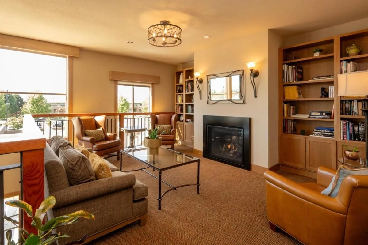 The Lodge at Columbia Point