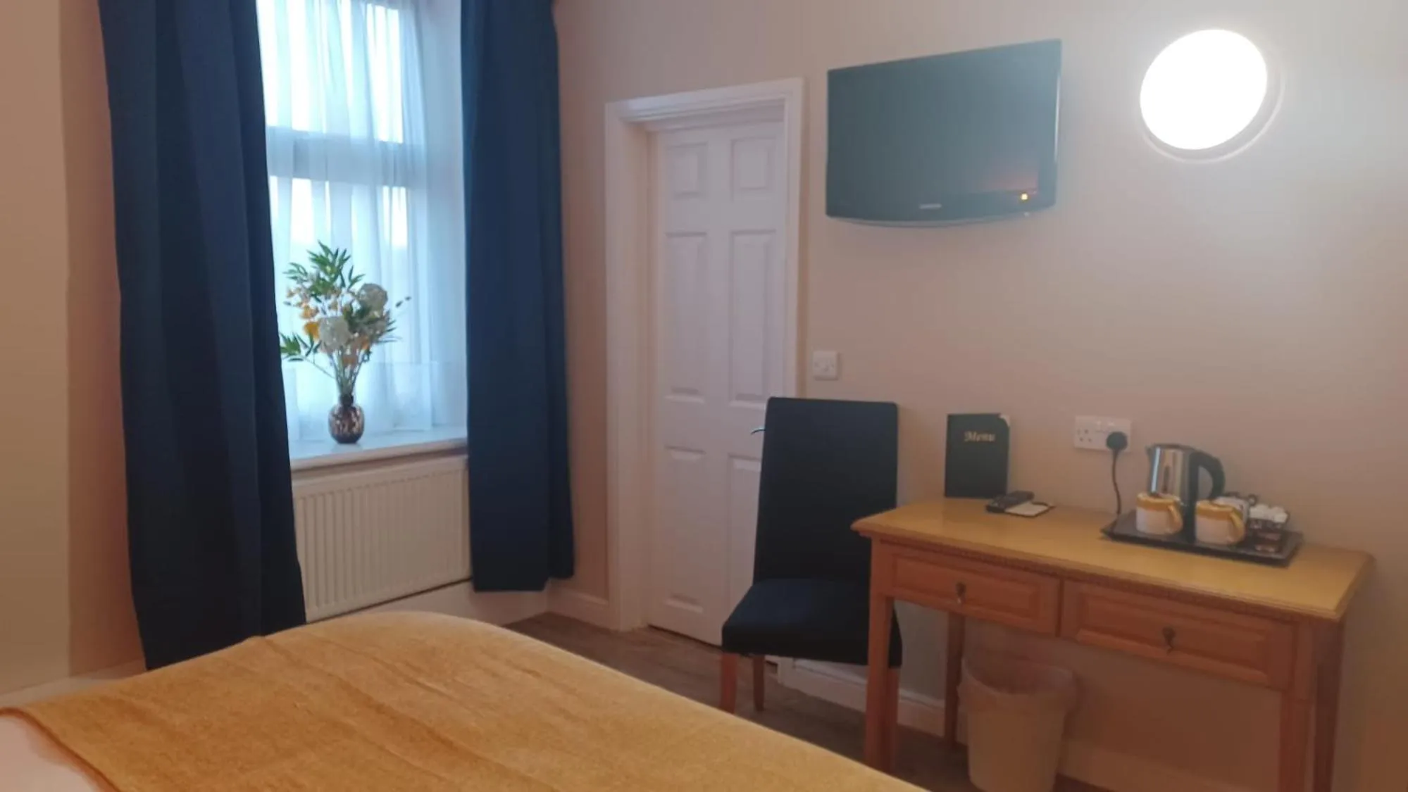 Bed in The Renishaw Rooms