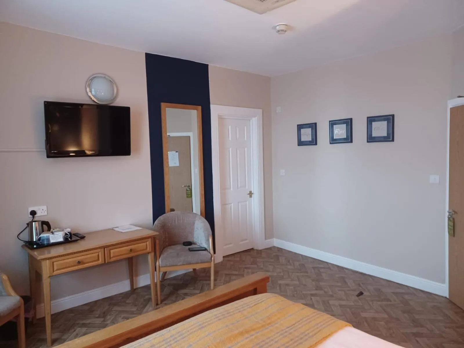 Bed in The Renishaw Rooms