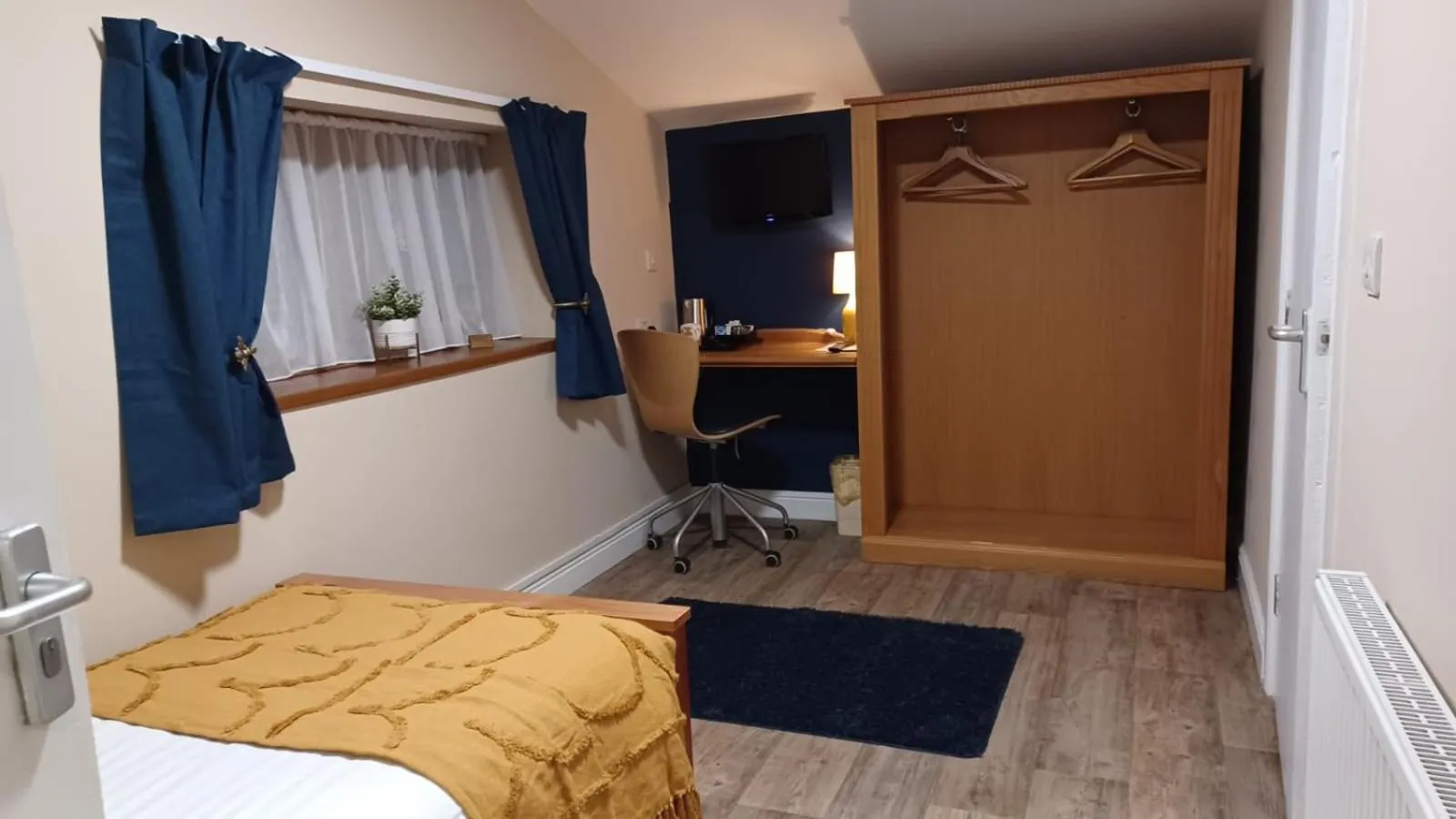 Bed in The Renishaw Rooms