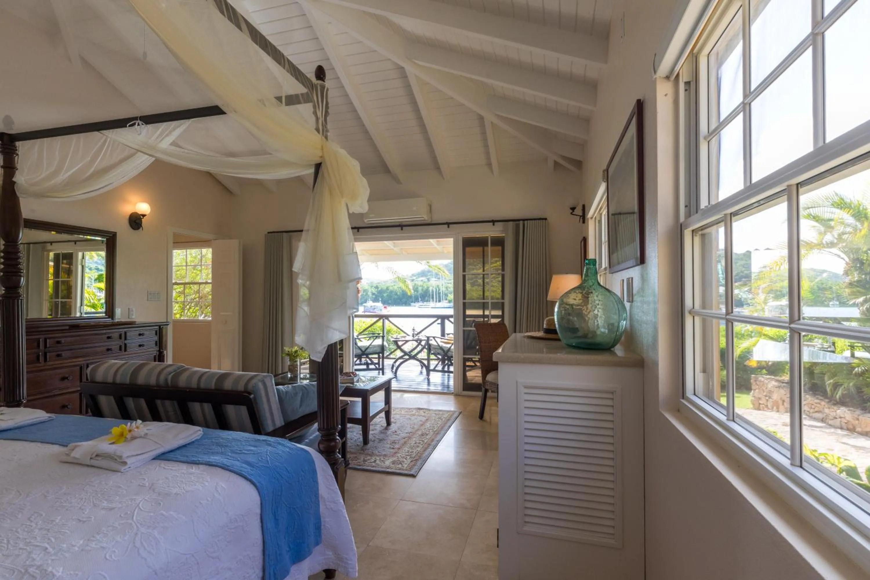 Bed in Gunpowder House & Suites