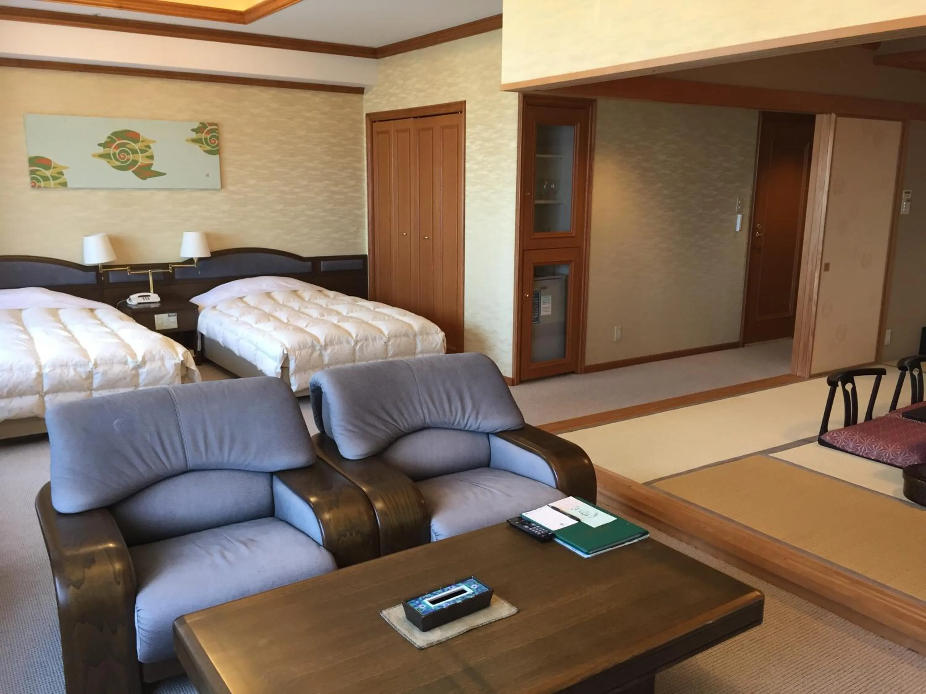 Photo of the whole room, Bed in Heiseikan Kaiyotei