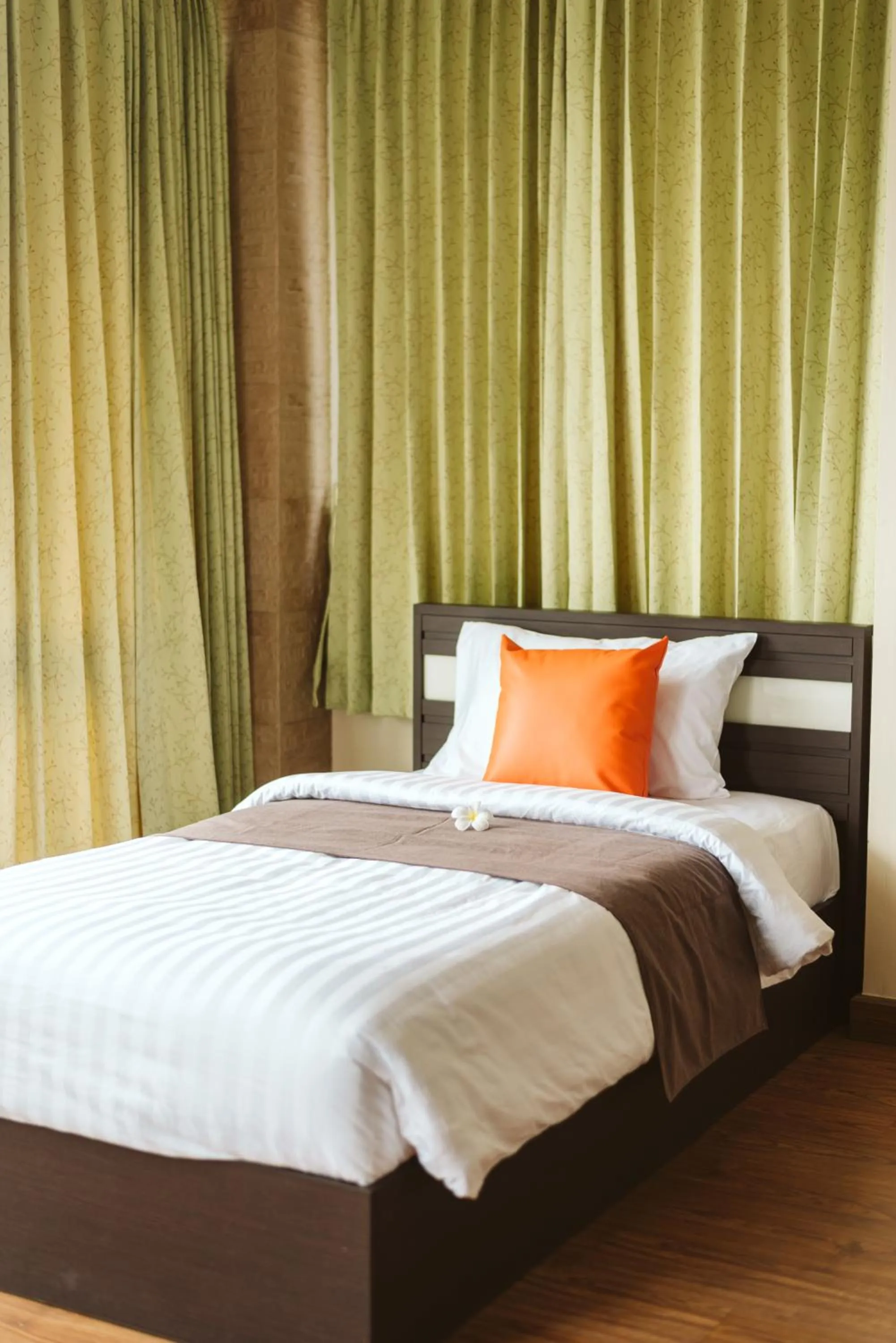 Bed in June Pool Villa